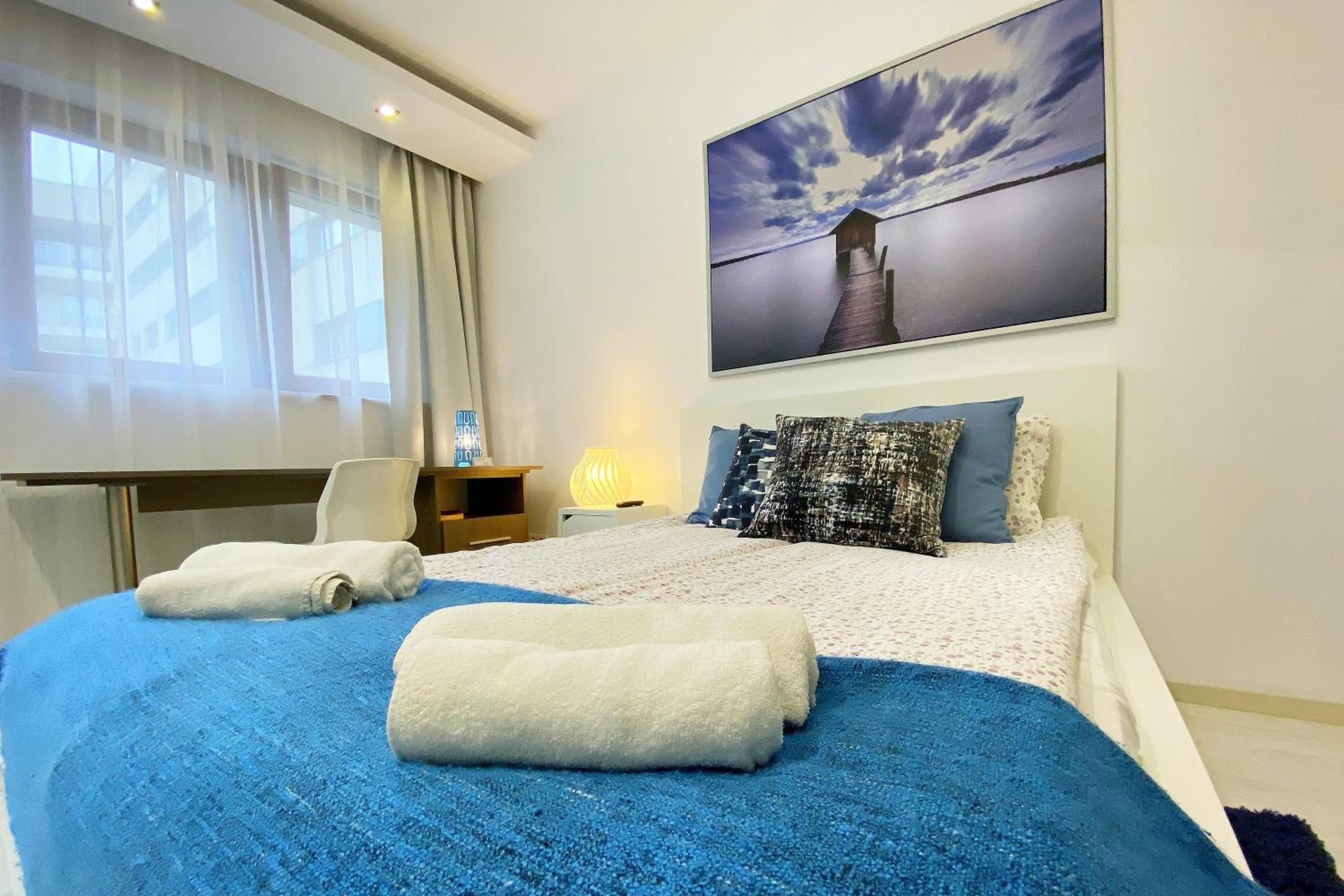 One-Bedroom Apartment with Balcony