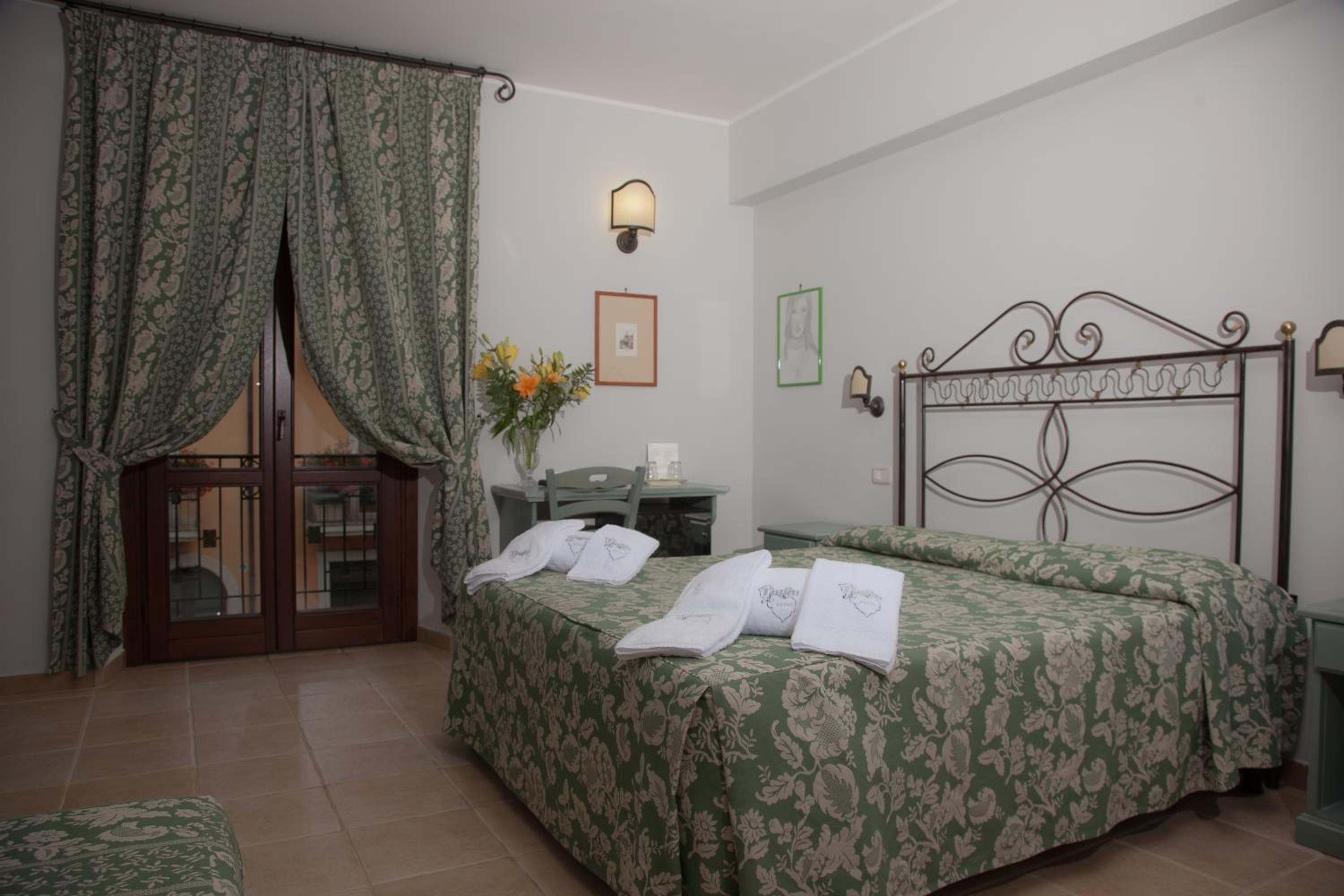 Comfort Triple Room - Photo 7