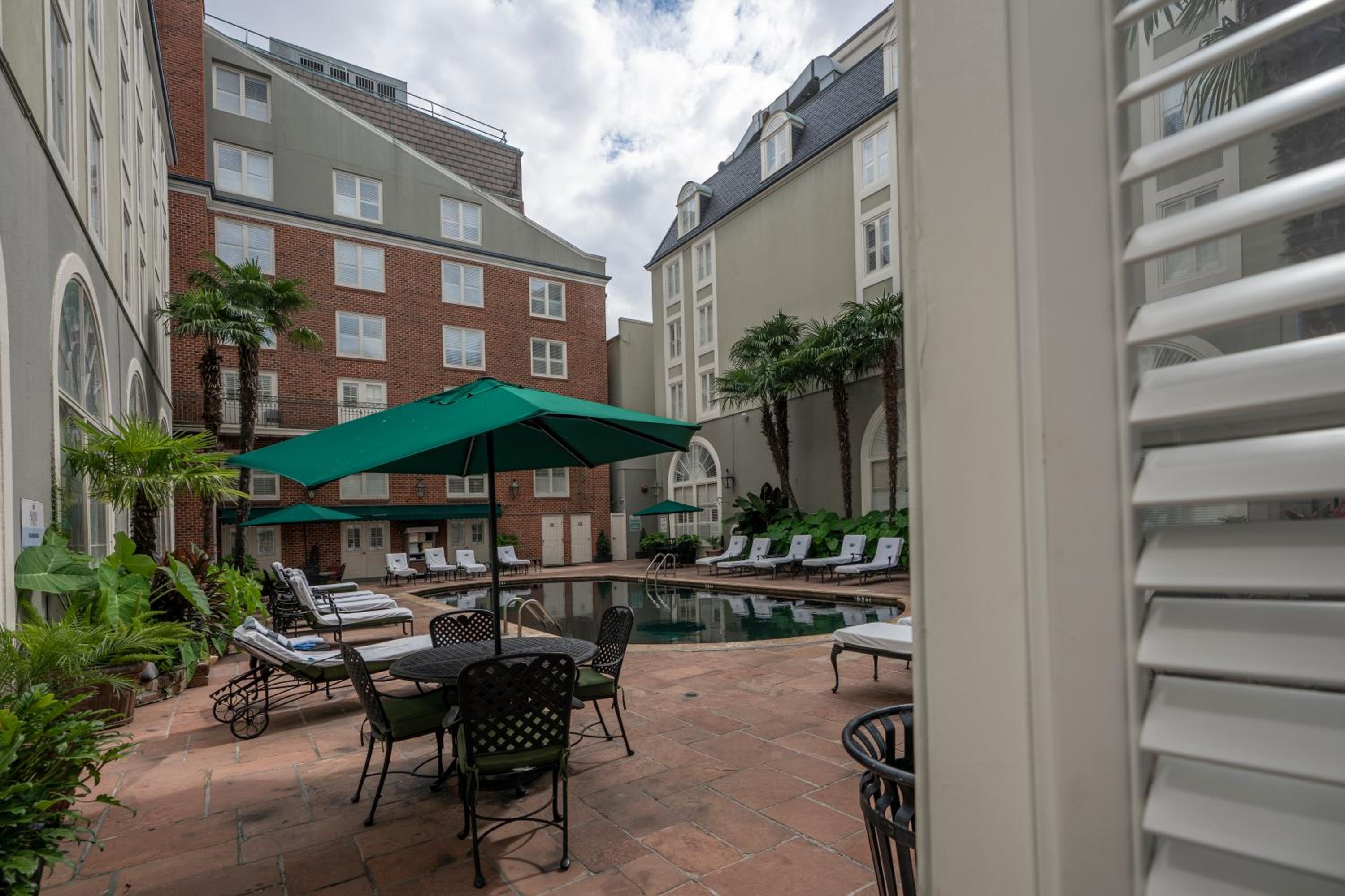 Deluxe Double or Twin Room with Pool View - Photo 2