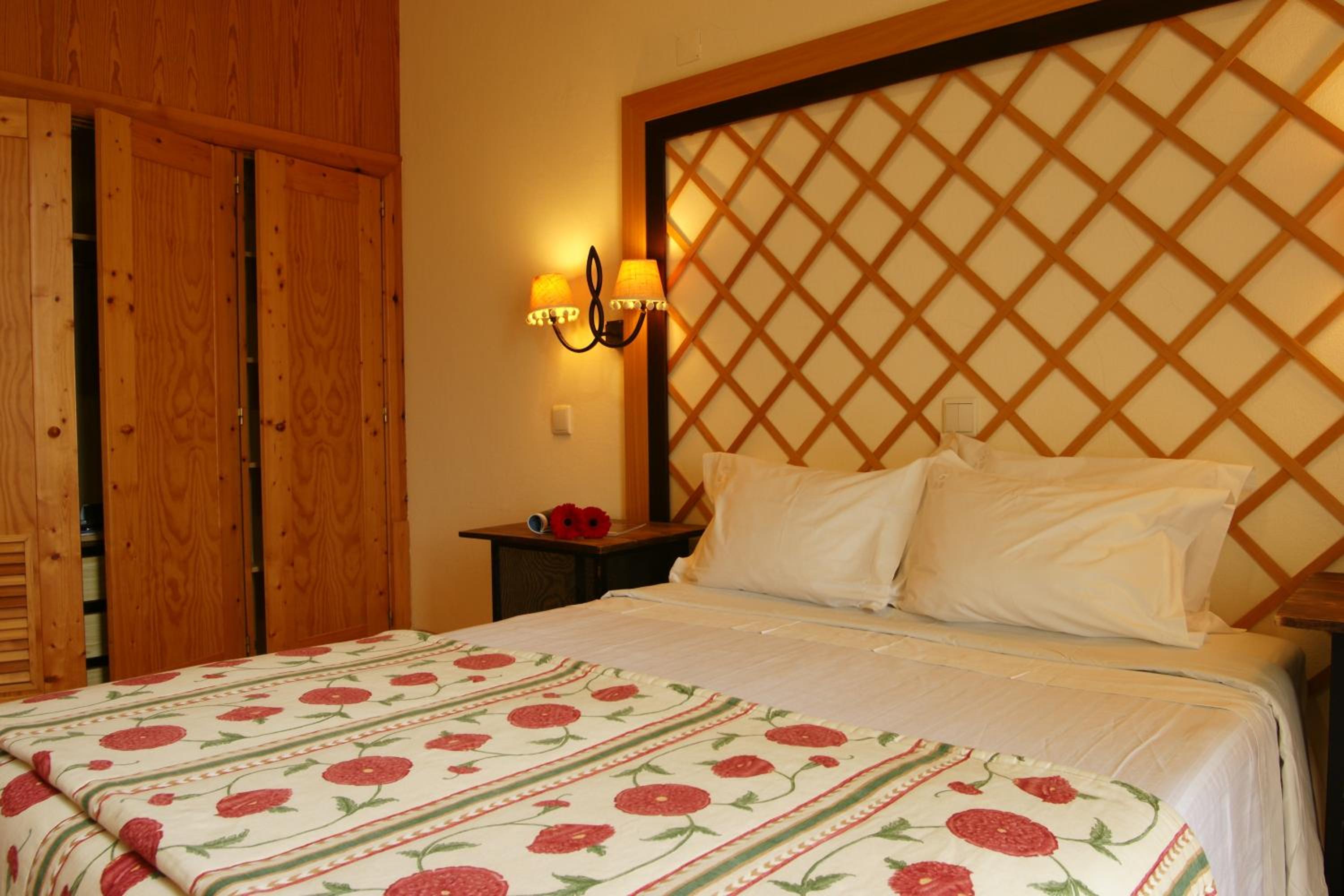 Superior Double Or Twin Room - Photo 2