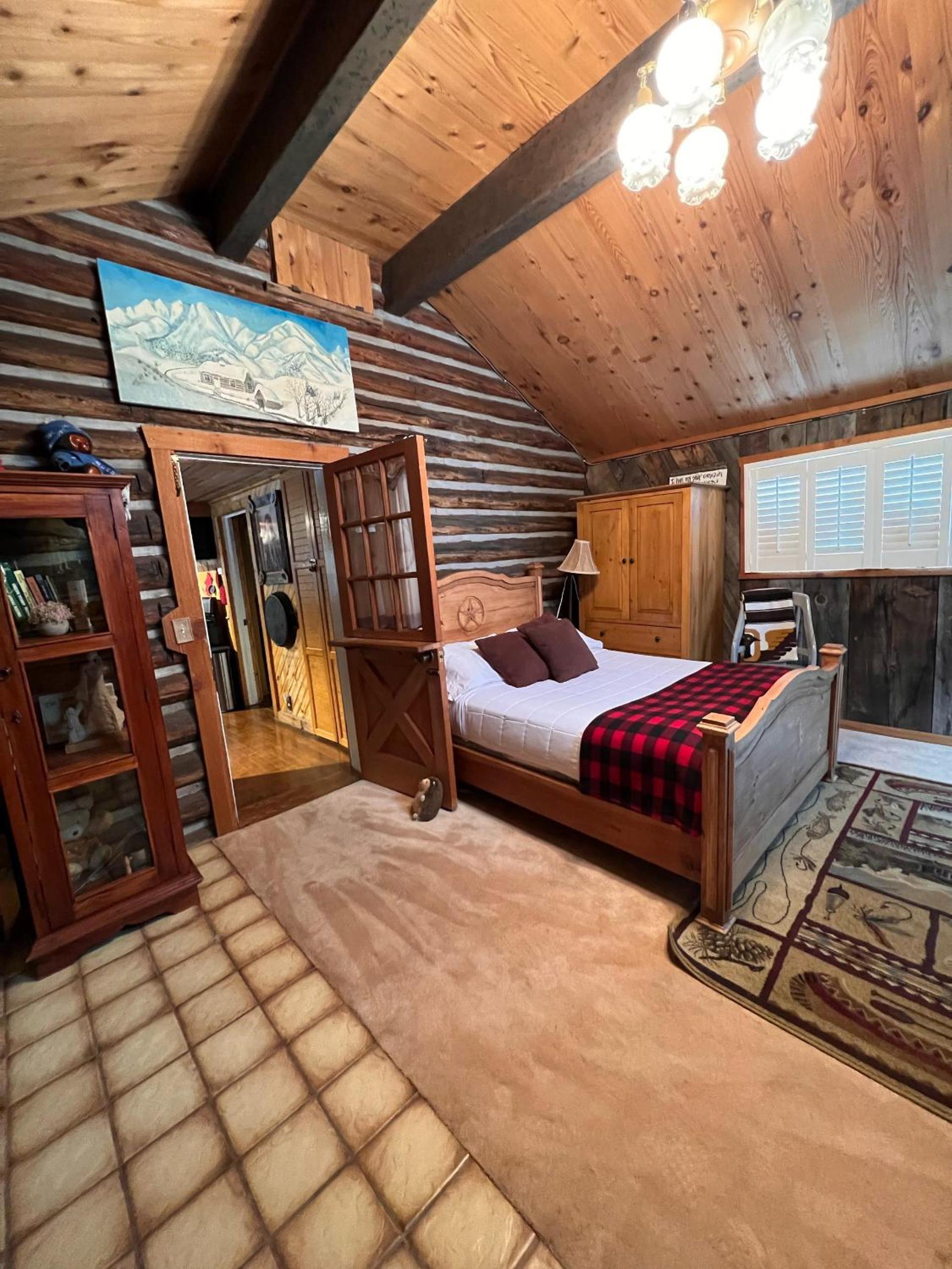Two-Bedroom House photo 1