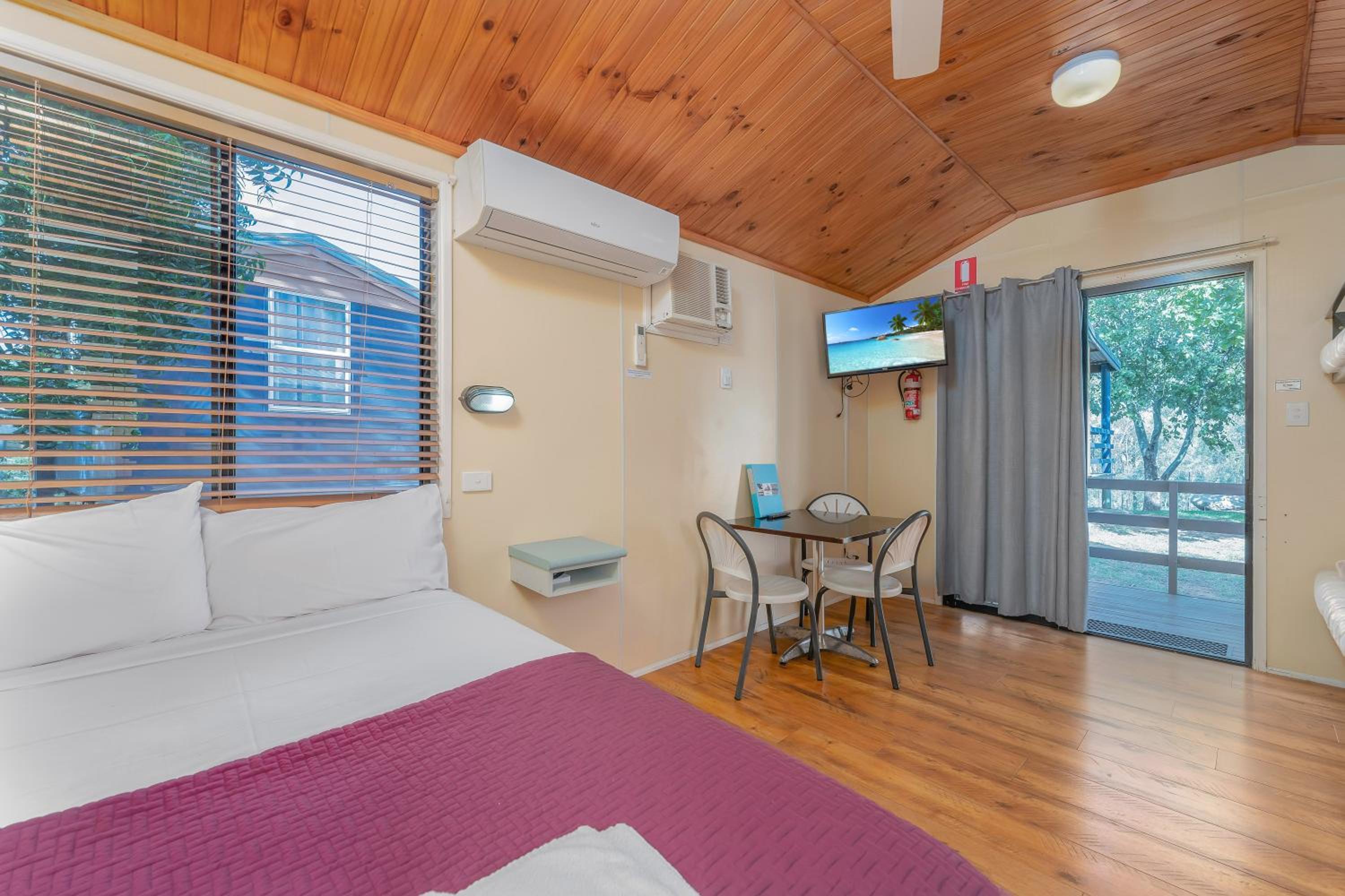Family Room with Balcony photo 1
