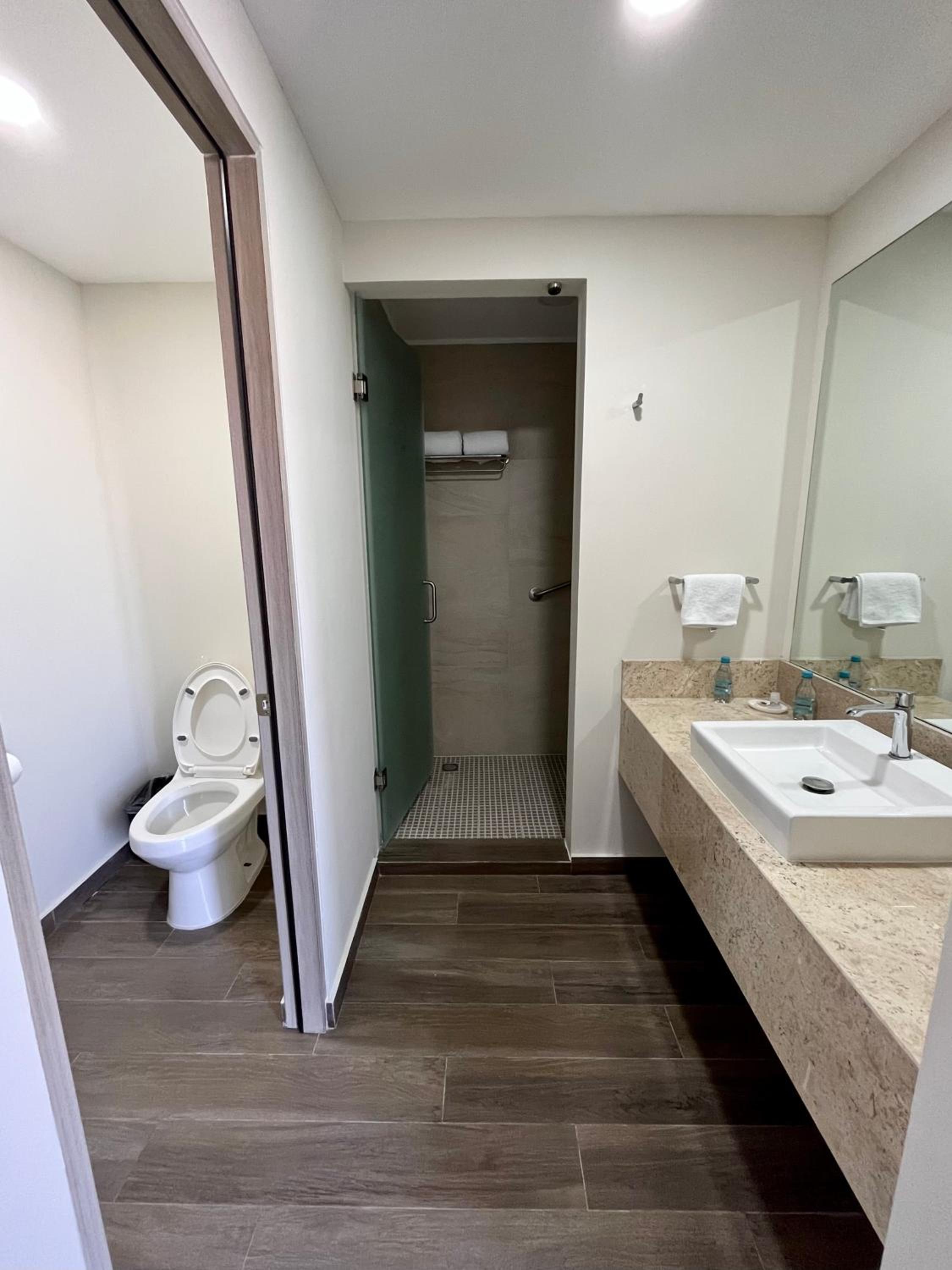 Double or Twin Room - Photo 2