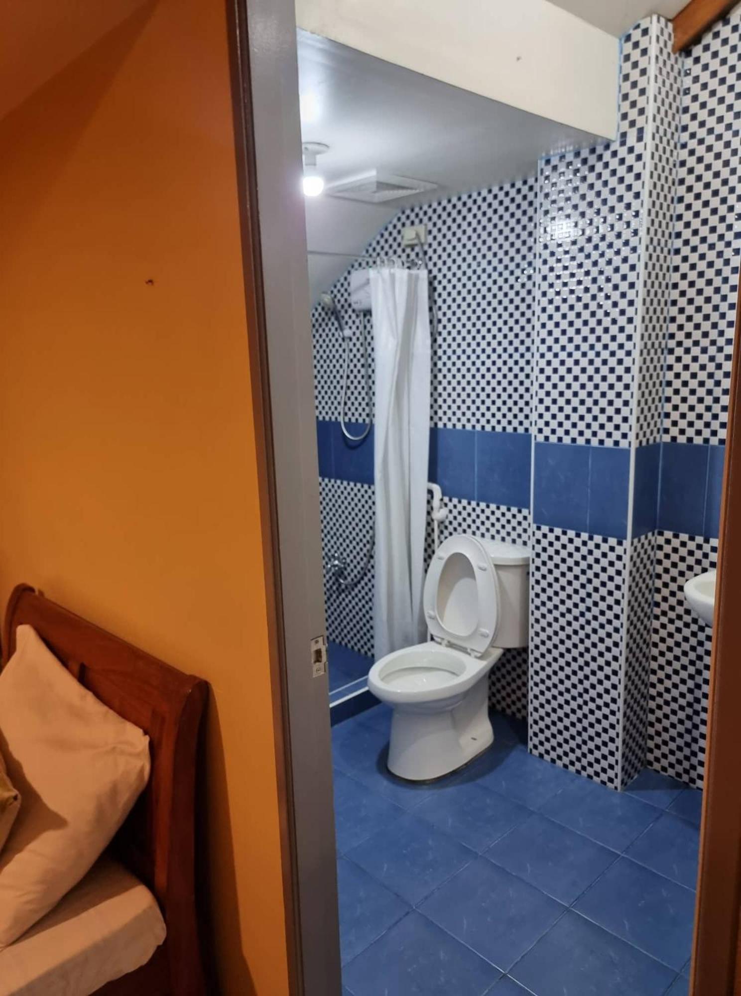 Deluxe Quadruple Room - Photo 2
