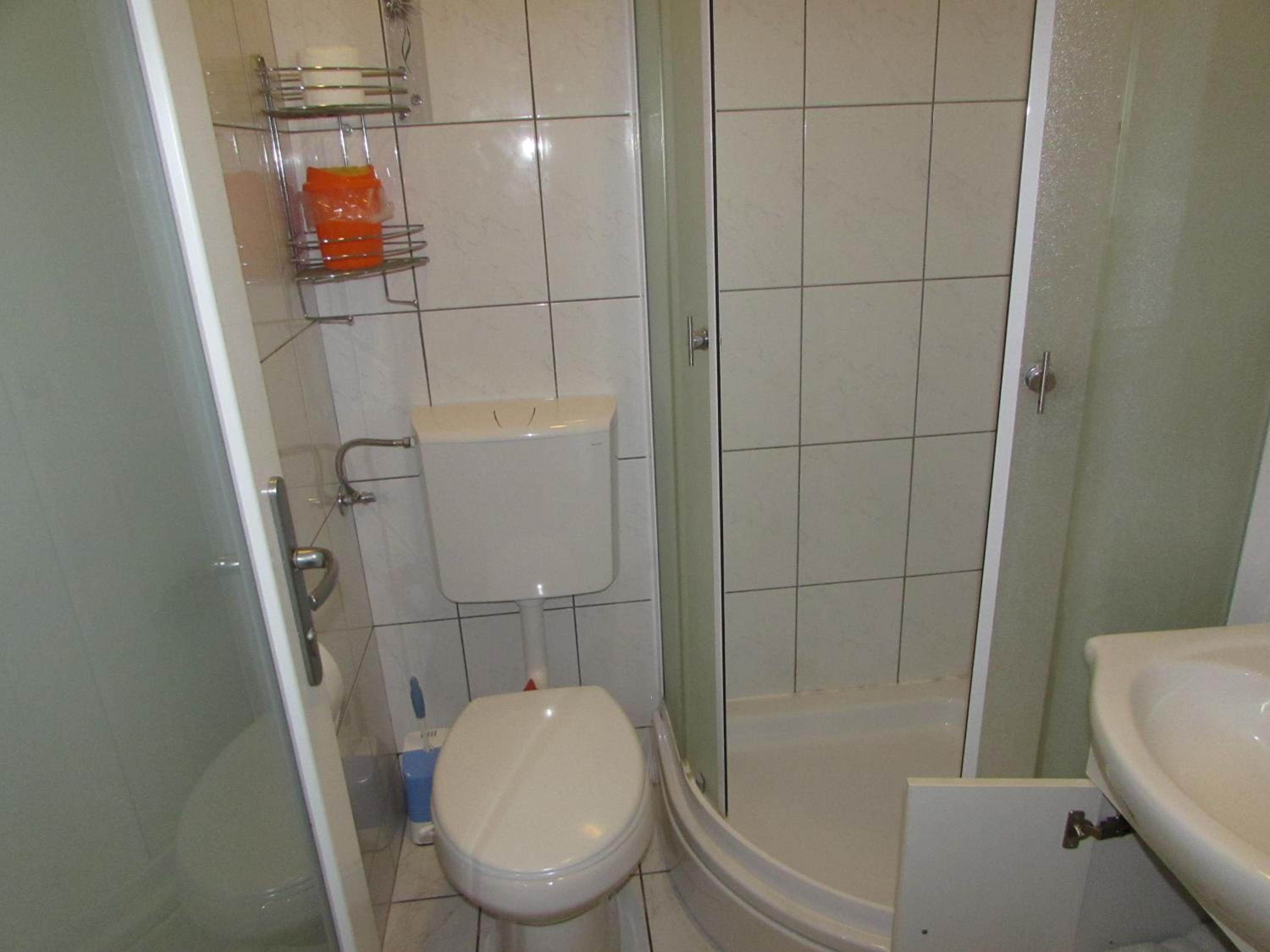 Double Room - Photo 15