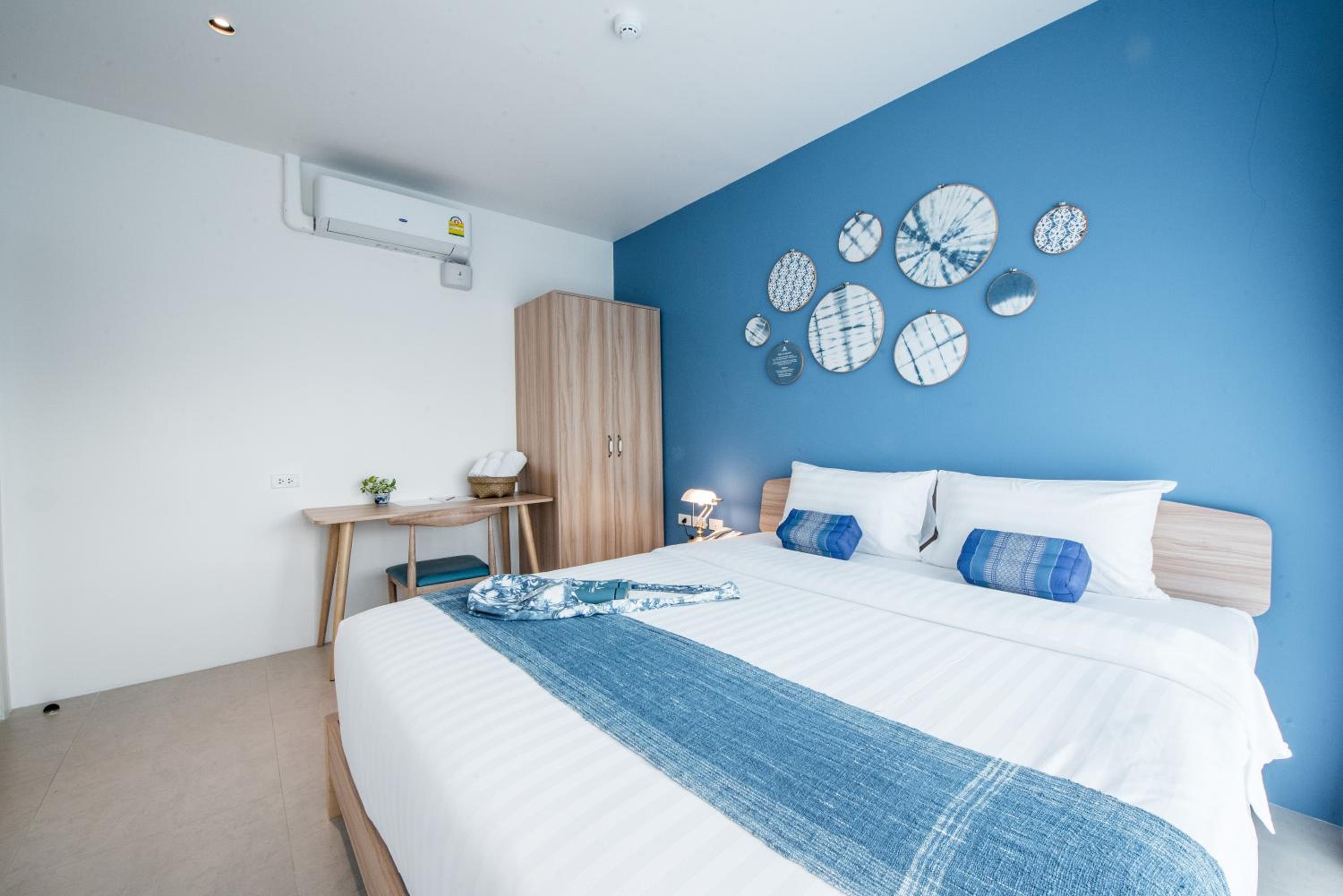 Two-Bedroom Suite with Bunk Bed - Photo 9