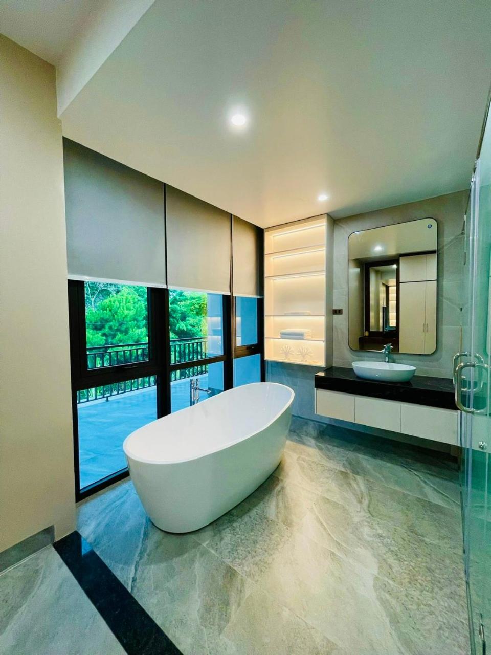 Villa photo 3