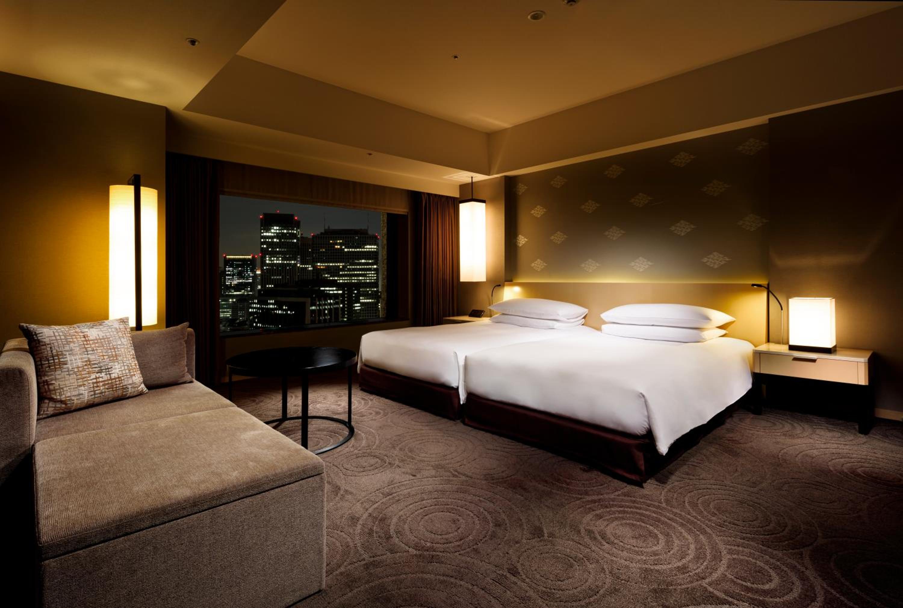 Premier Corner Twin Room with Extra Bed (3 Adults) - Non-Smoking