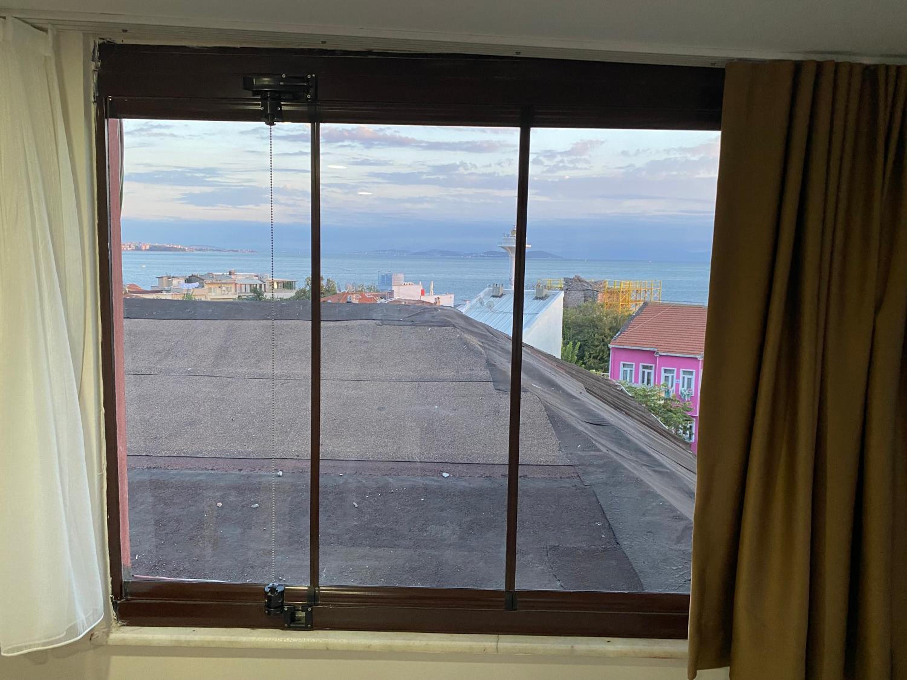 Quadruple Room with Sea View photo 2