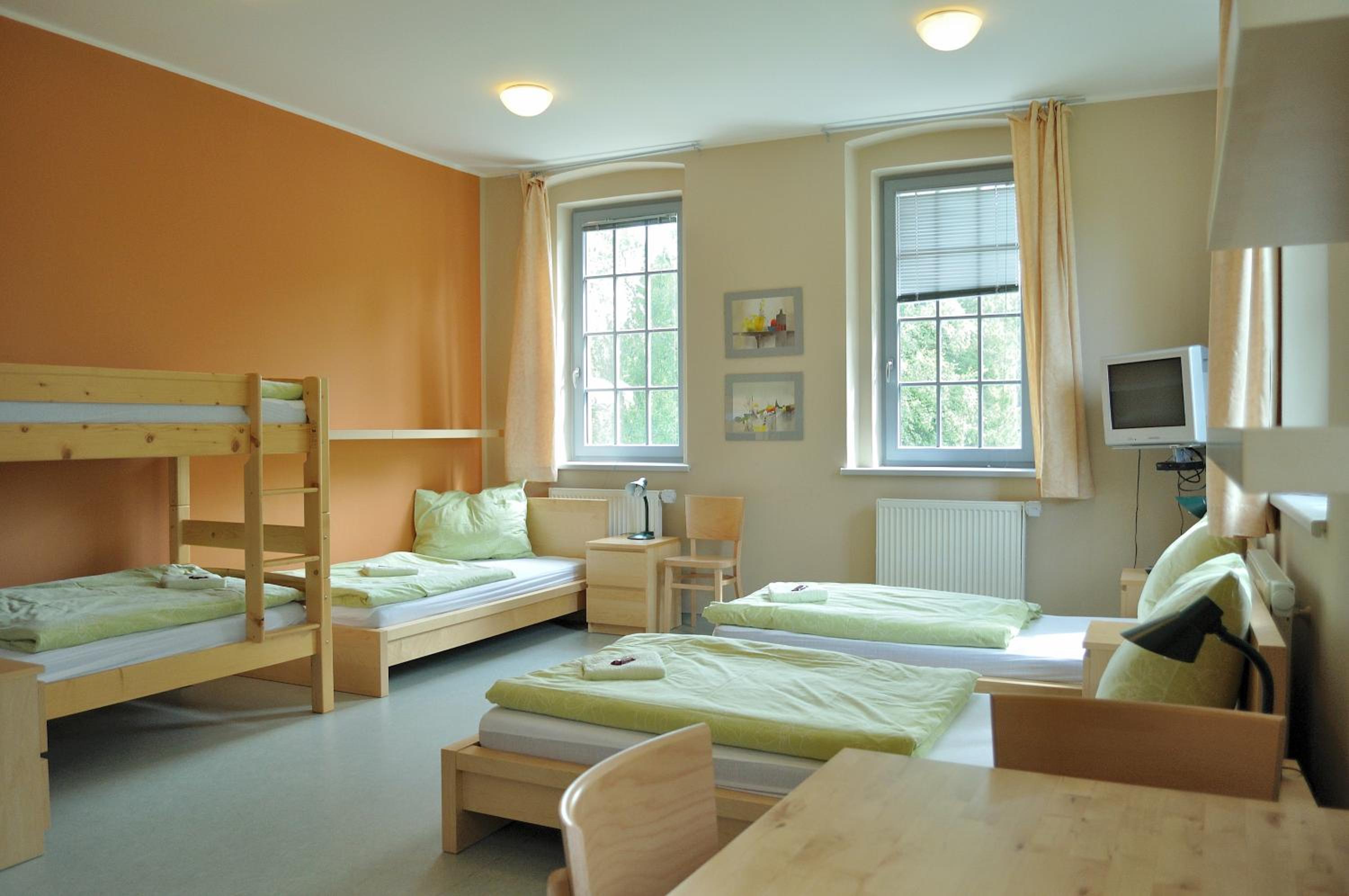 Quintuple Room with Shared Bathroom photo 1