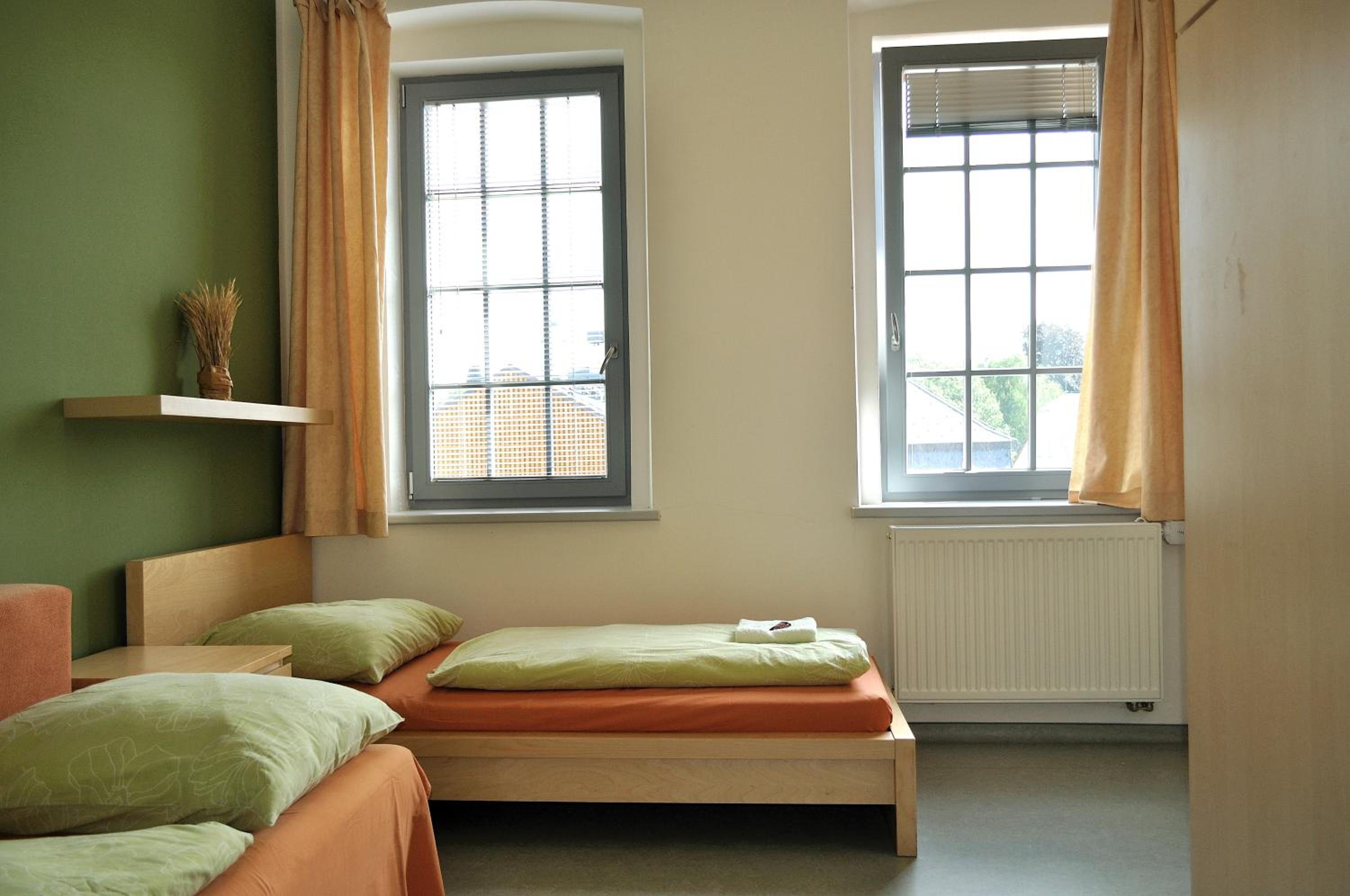 Double or Twin Room with Shared Bathroom photo 1