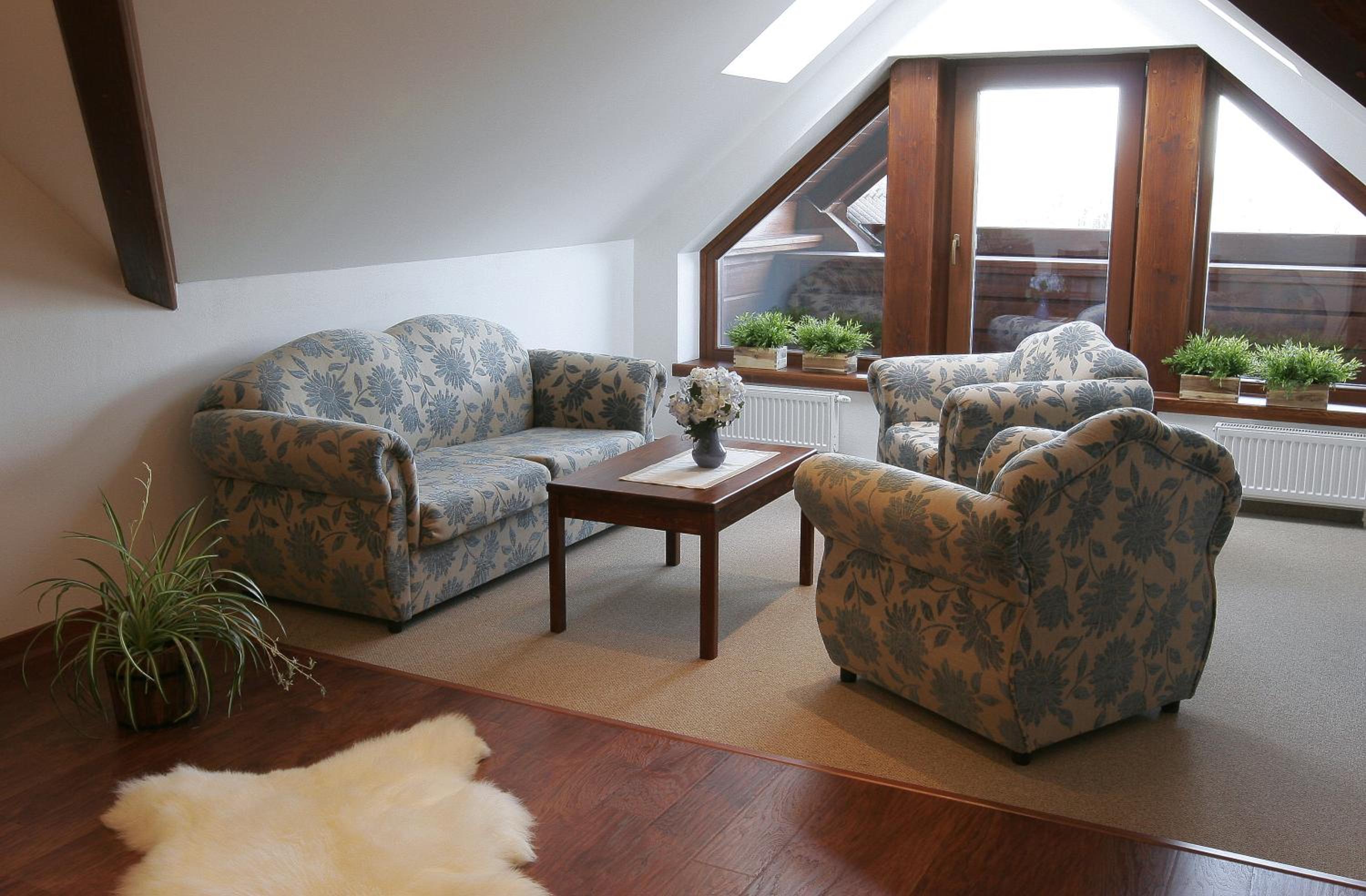 Superior One-Bedroom Apartment photo 2