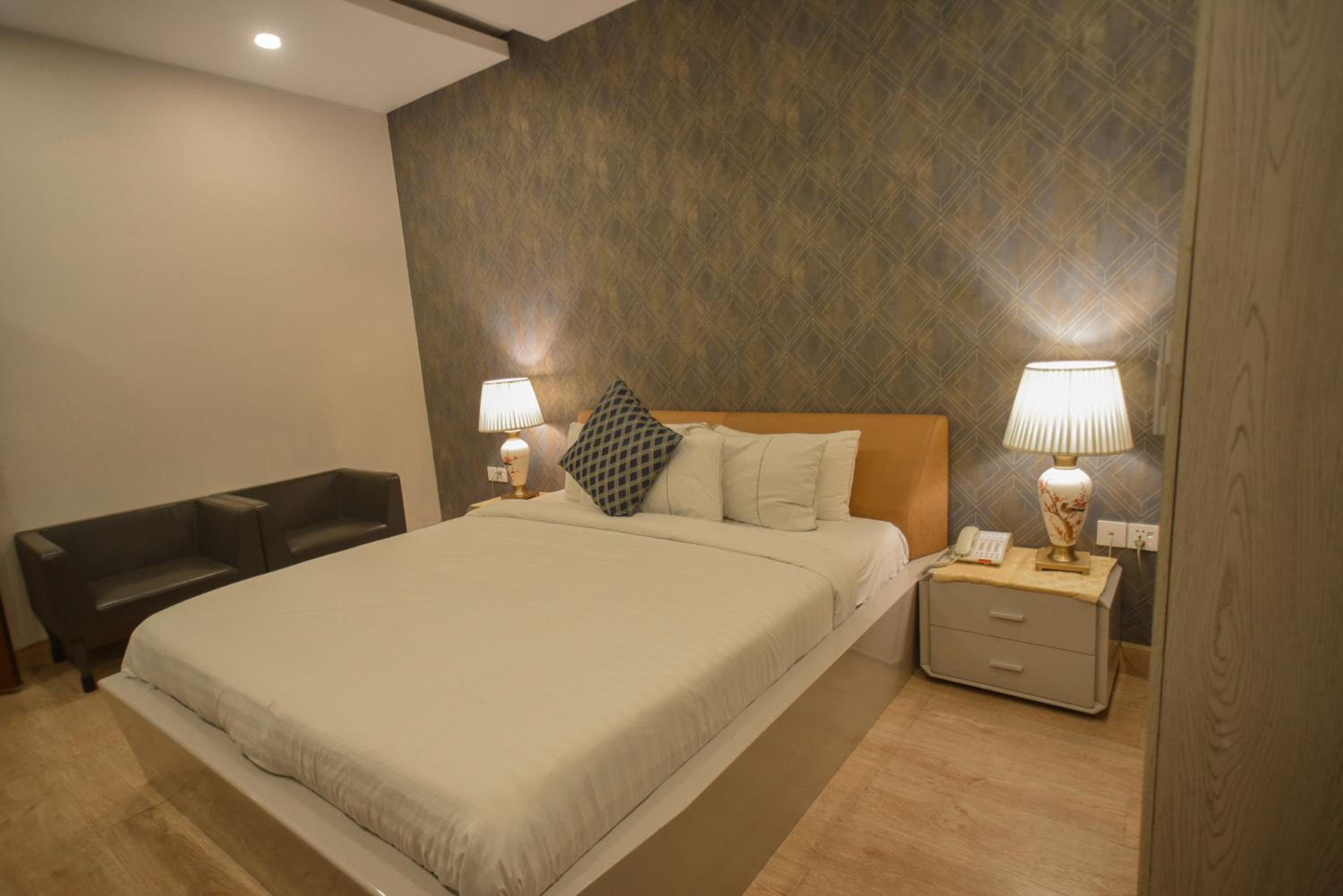 Deluxe Single Room photo 2