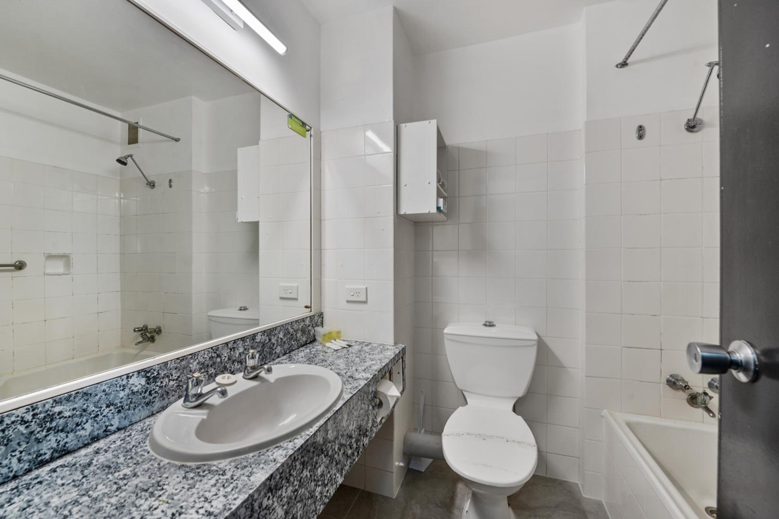 Premium Twin Room With Sea View - Photo 2