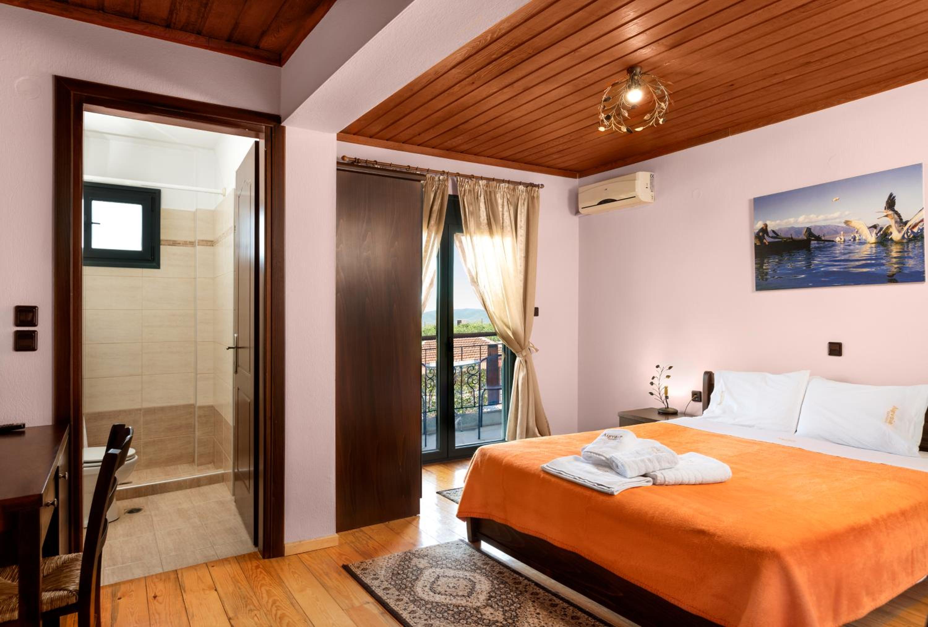 Basic Double Room - Photo 1