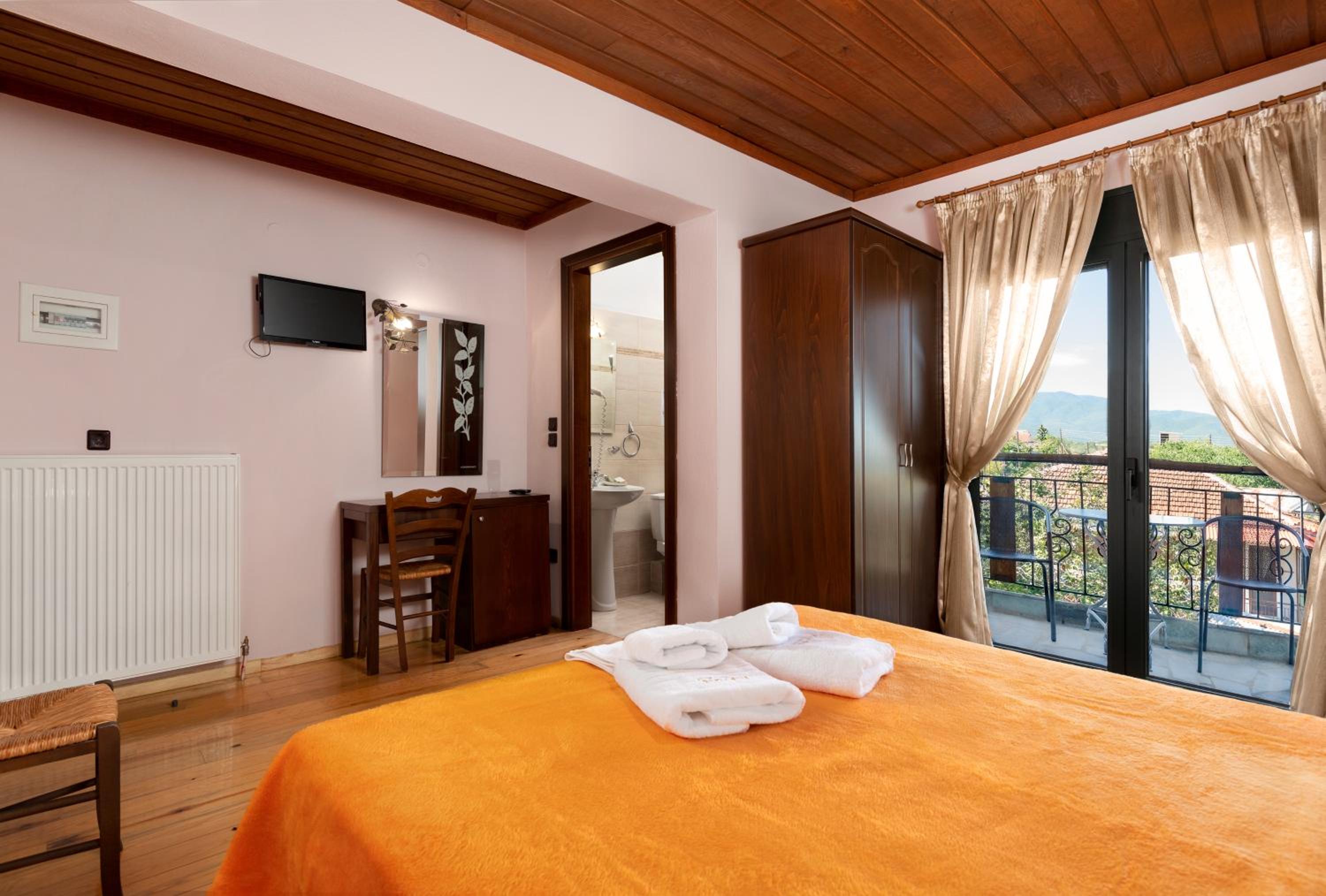 Basic Double Room - Photo 5