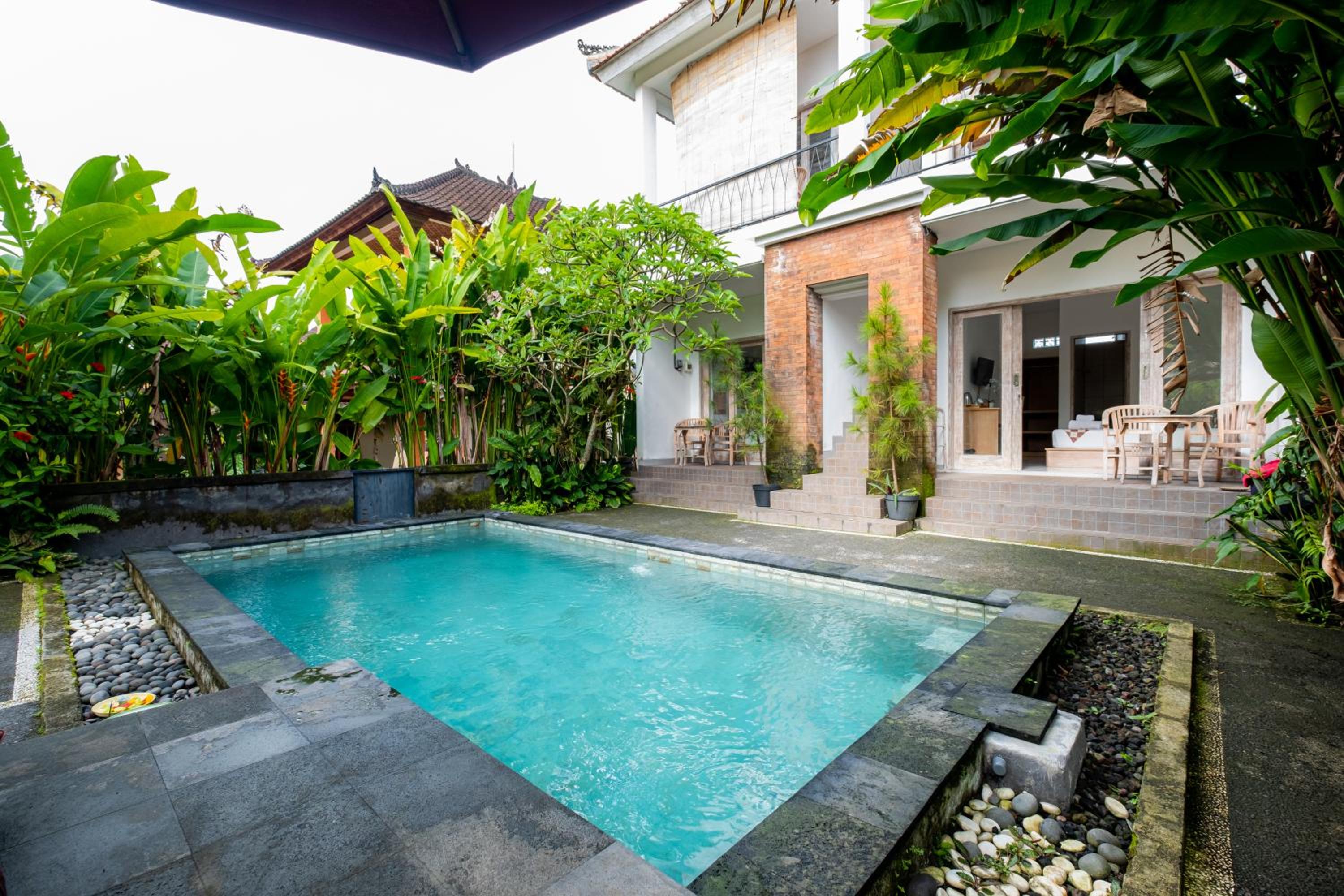 Villa with Private Pool - Photo 10