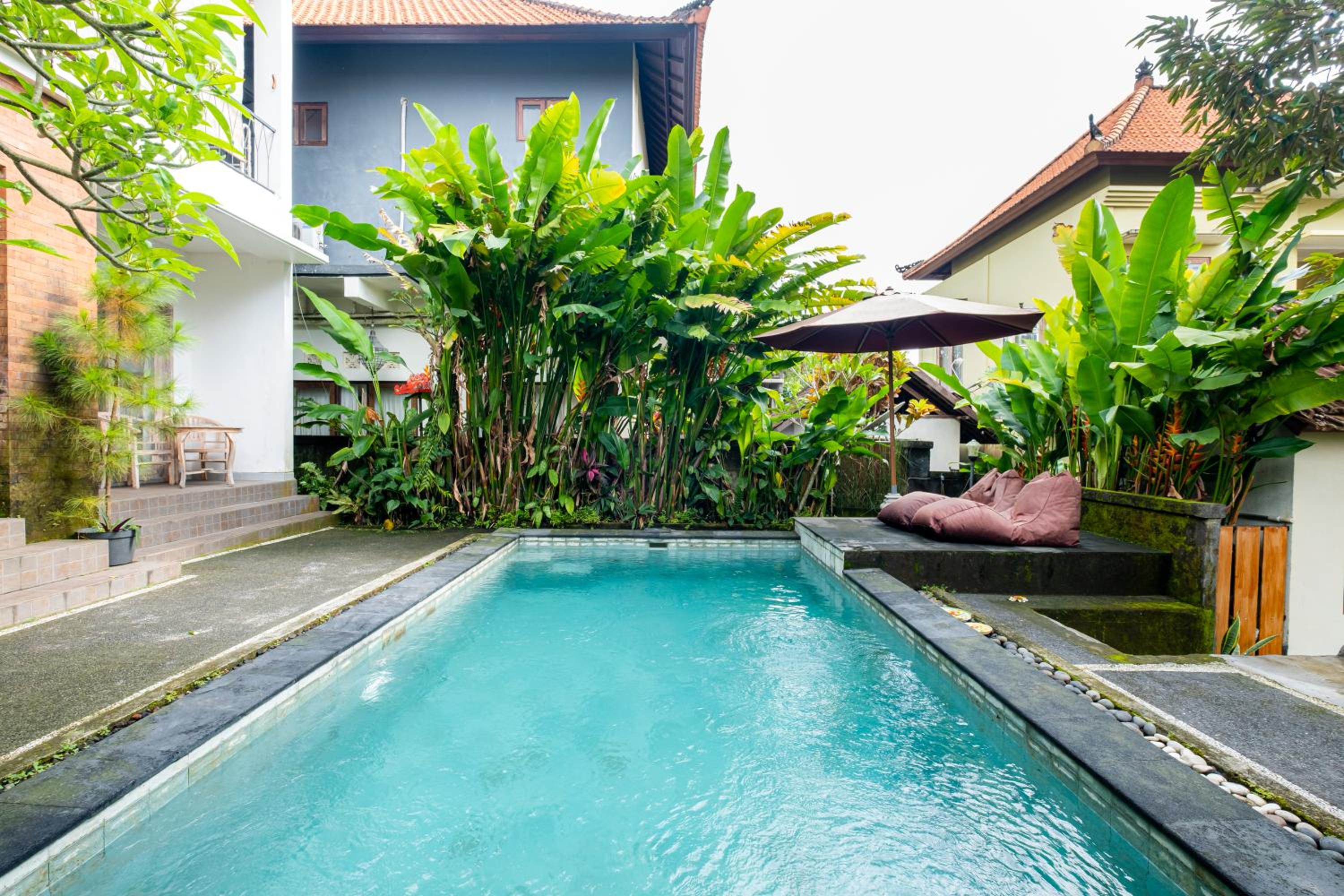 Villa with Private Pool - Photo 8