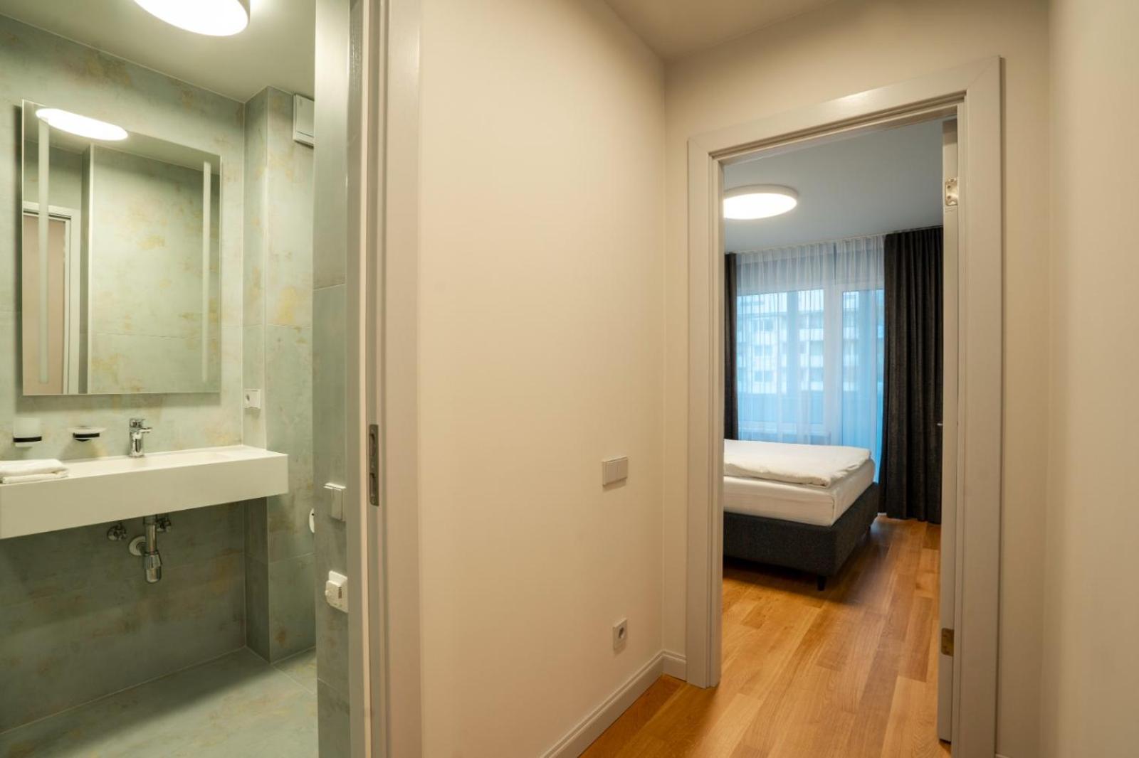 One-Bedroom Apartment - Photo 13