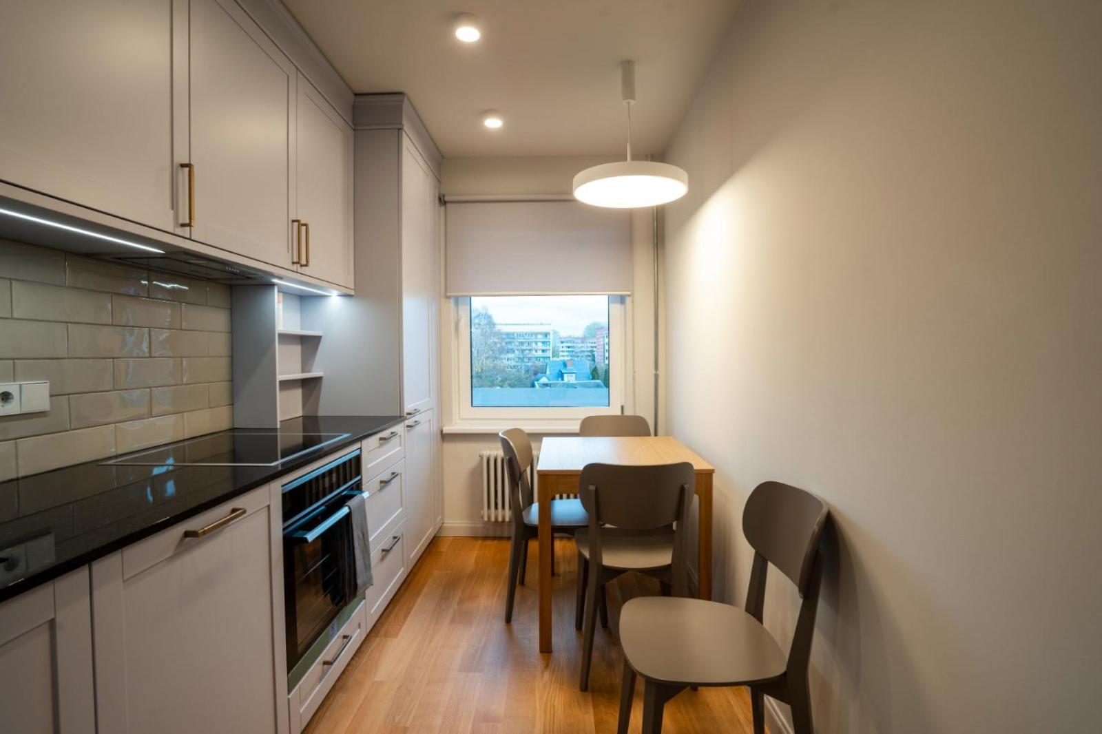One-Bedroom Apartment - Photo 12