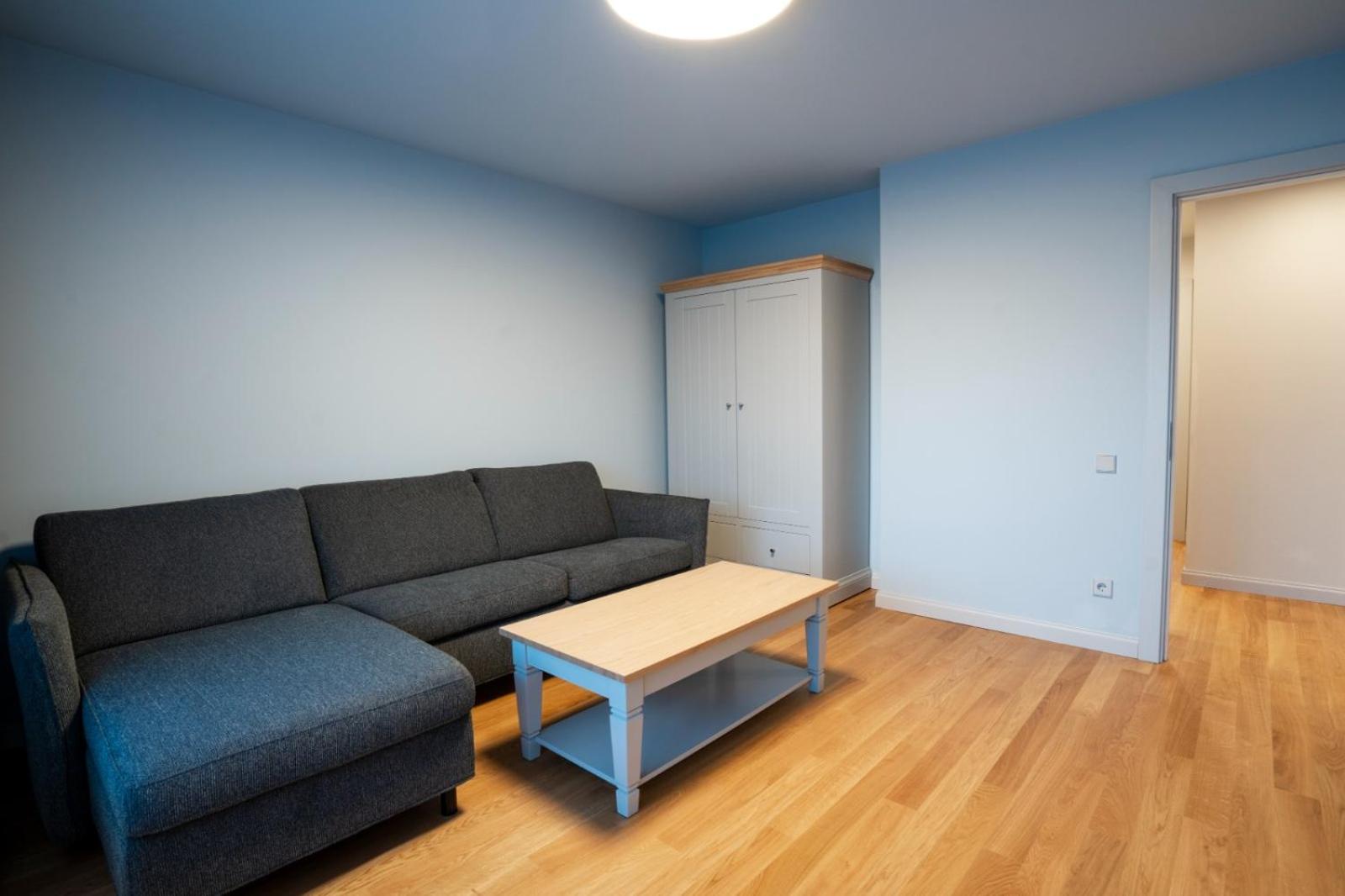 One-Bedroom Apartment - Photo 5