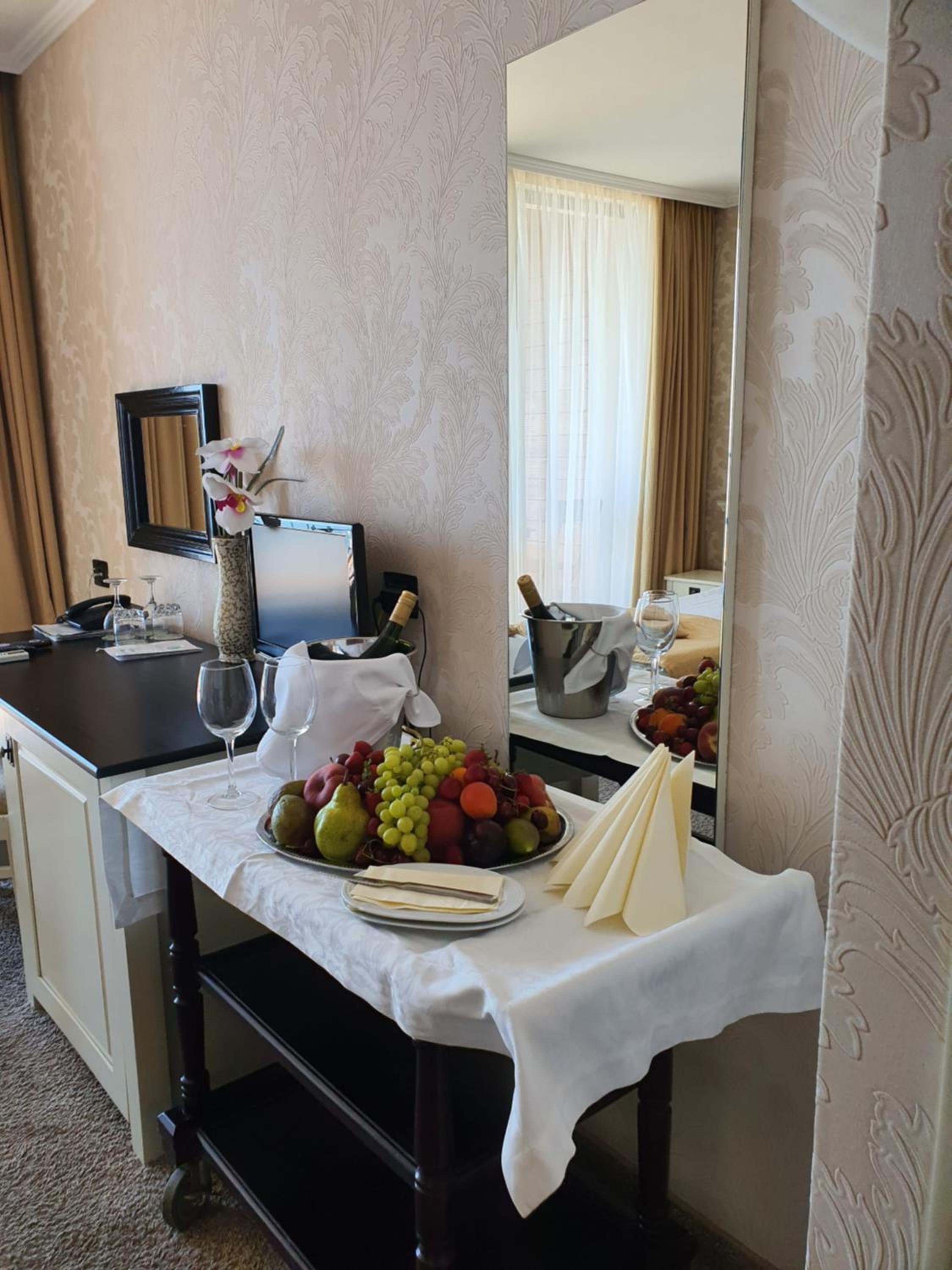 Double or Twin Room photo 3