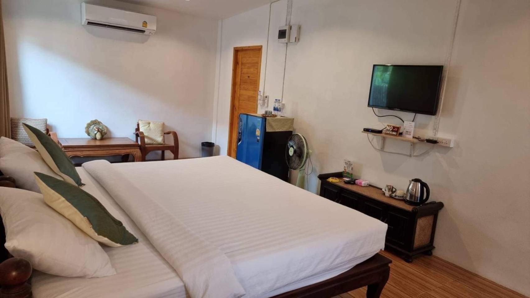 Superior Double or Twin Room - Photo 3