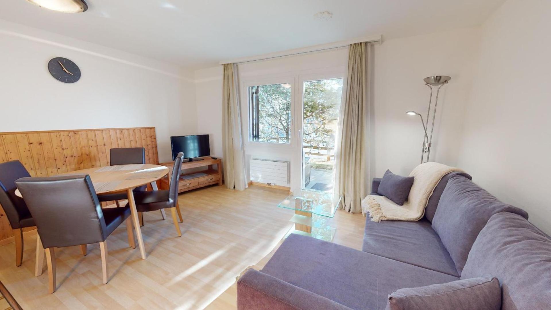 Apartment with Mountain View photo 1