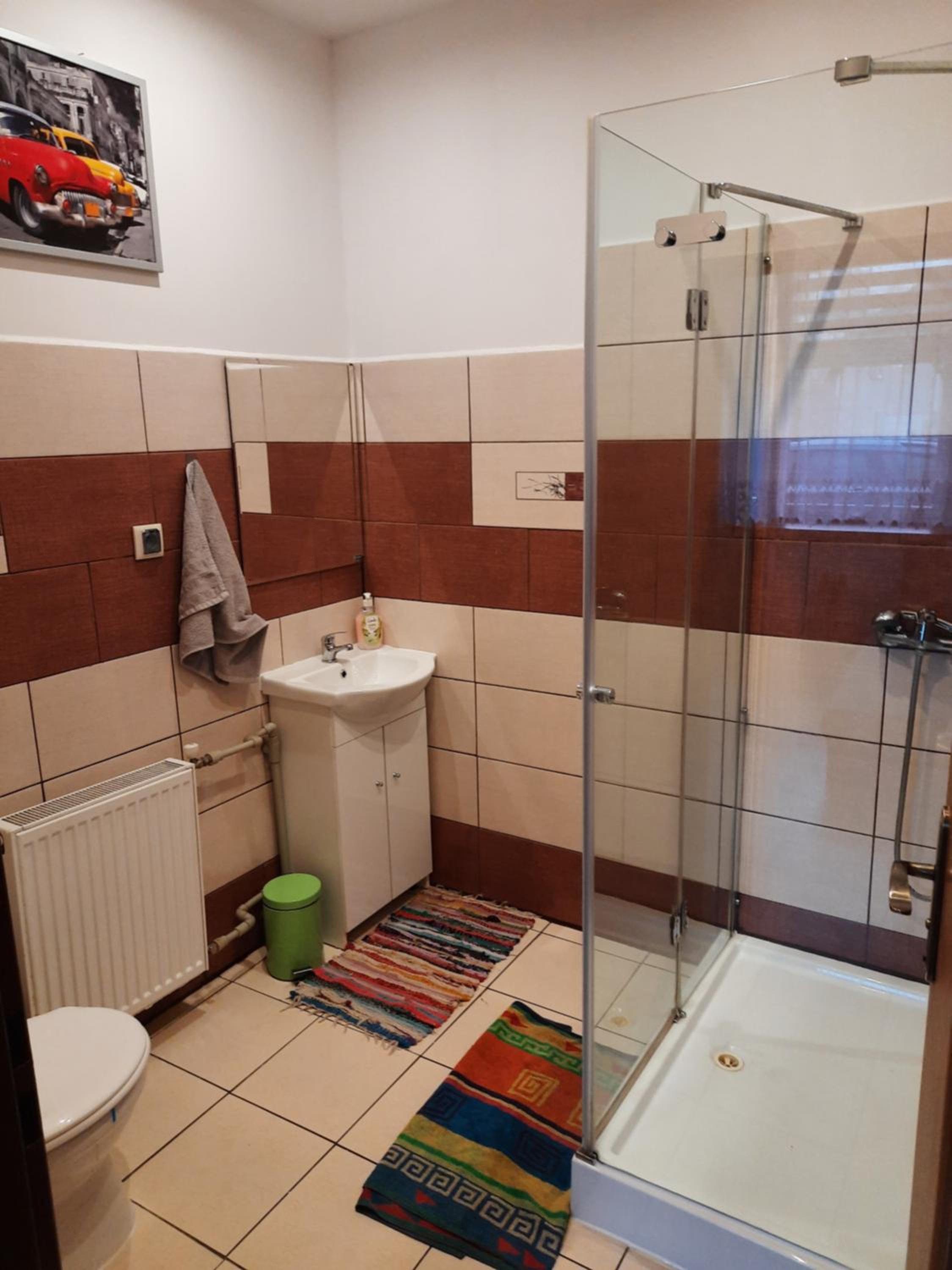 Twin Room with Bathroom - Photo 2