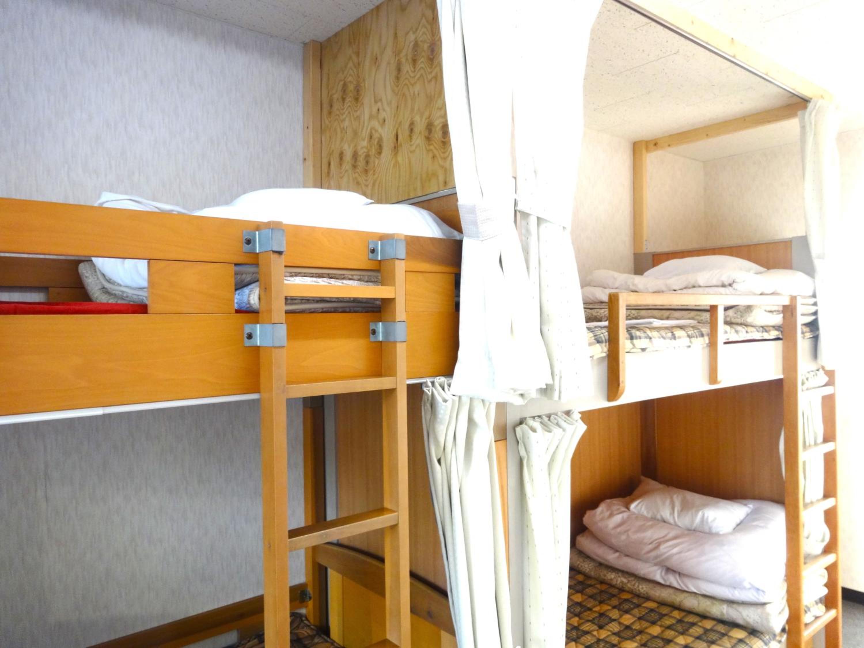 Bunk Bed in 5-Bed Male Dormitory Room  photo 1