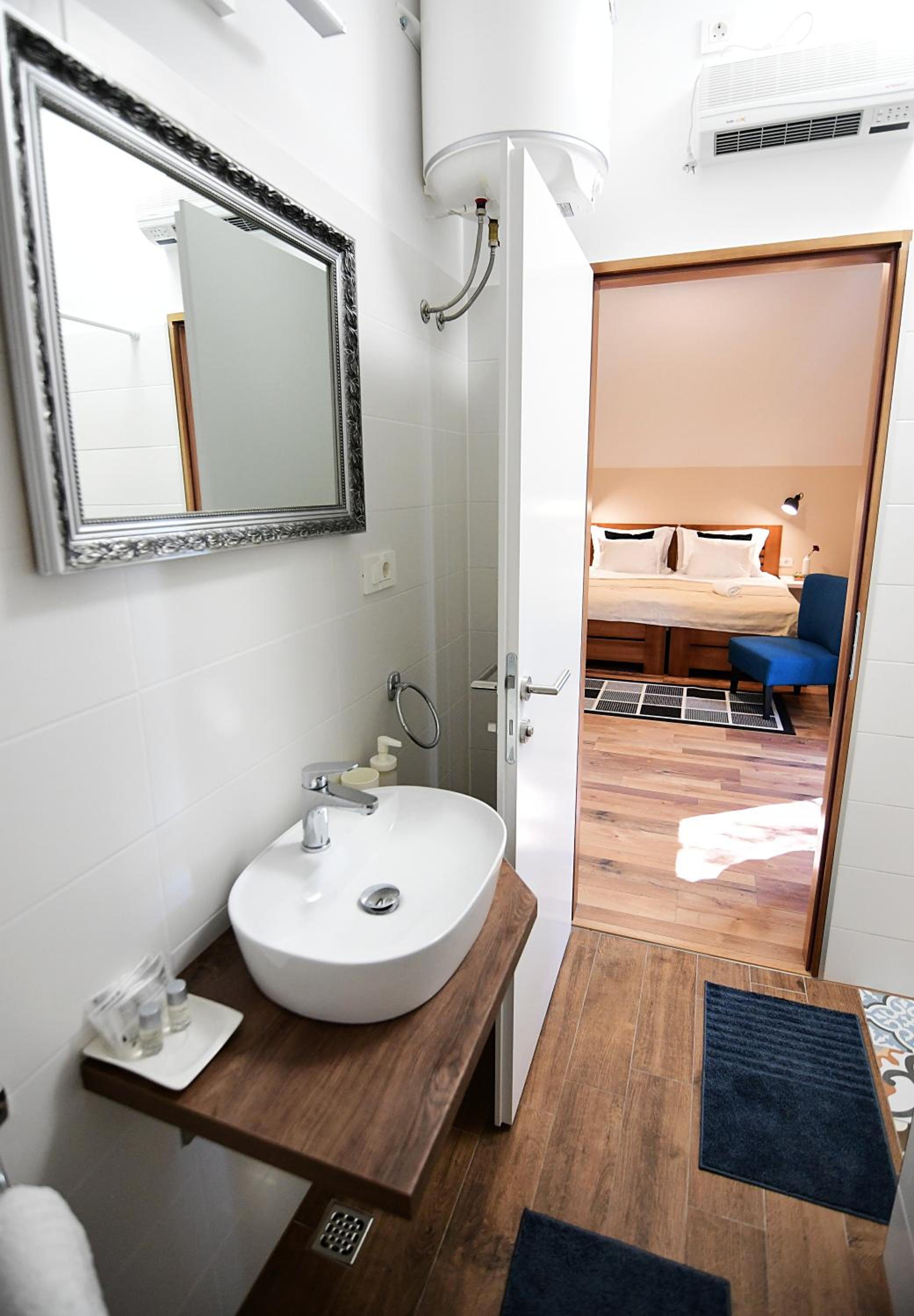 Double Or Twin Room photo 2