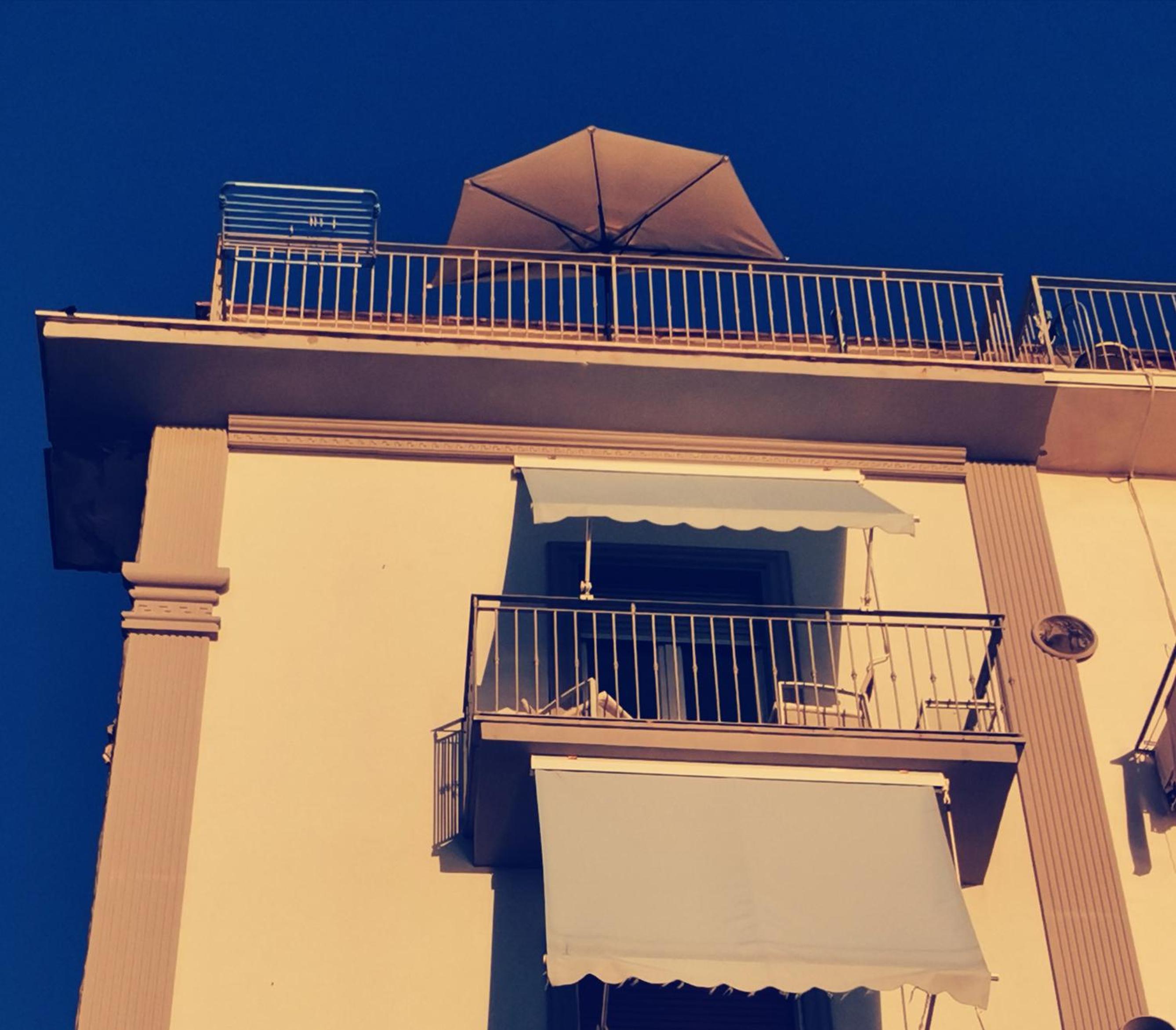 Apartment with Sea View - Photo 8
