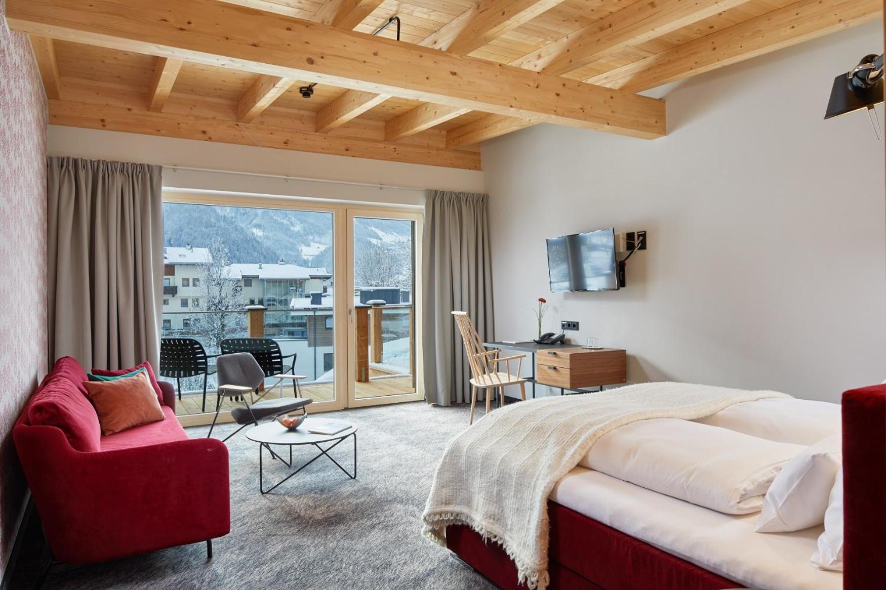Junior Suite with Balcony