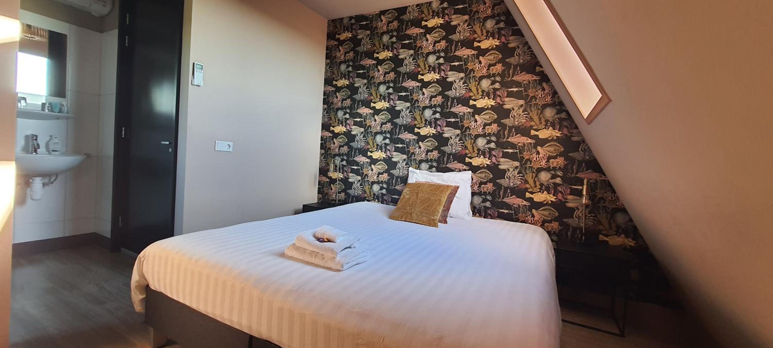 Deluxe Double Room - Photo 3