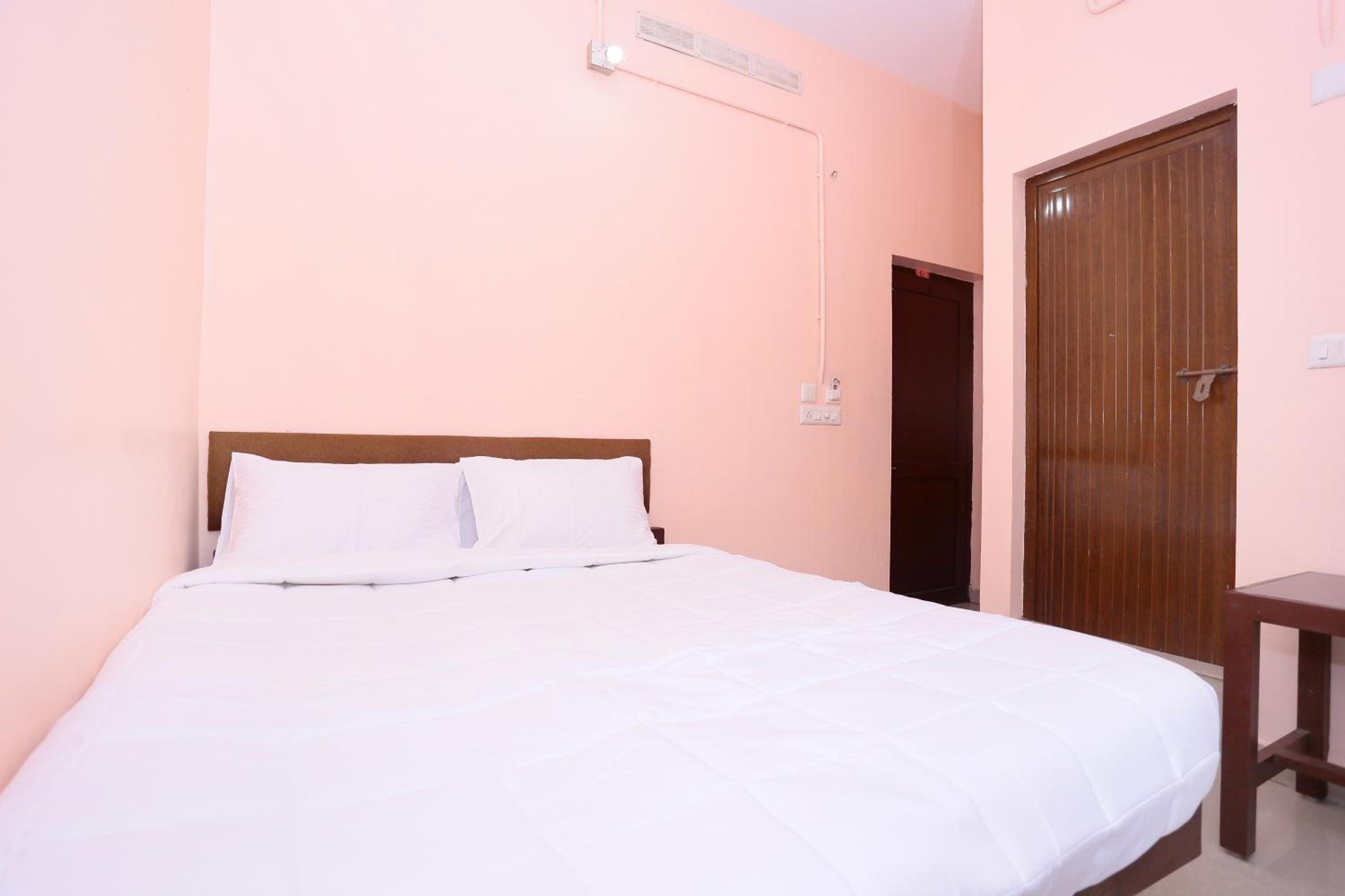 Deluxe Double Room photo 1