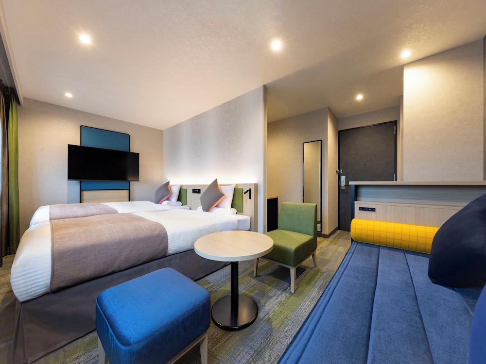 Standard Triple Room, Non Smoking (Renewal) photo 2