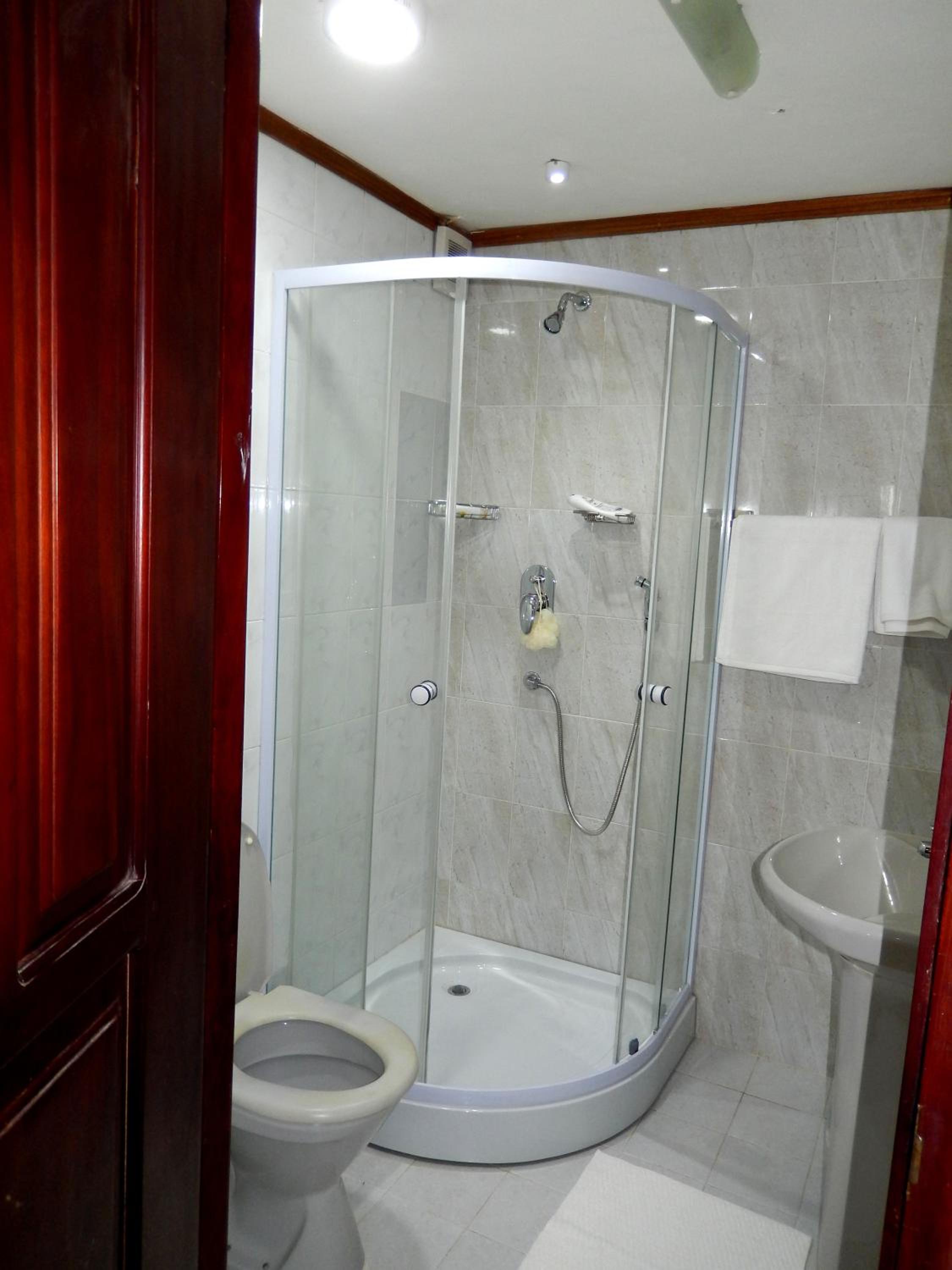 Deluxe Double or Twin Room photo 3