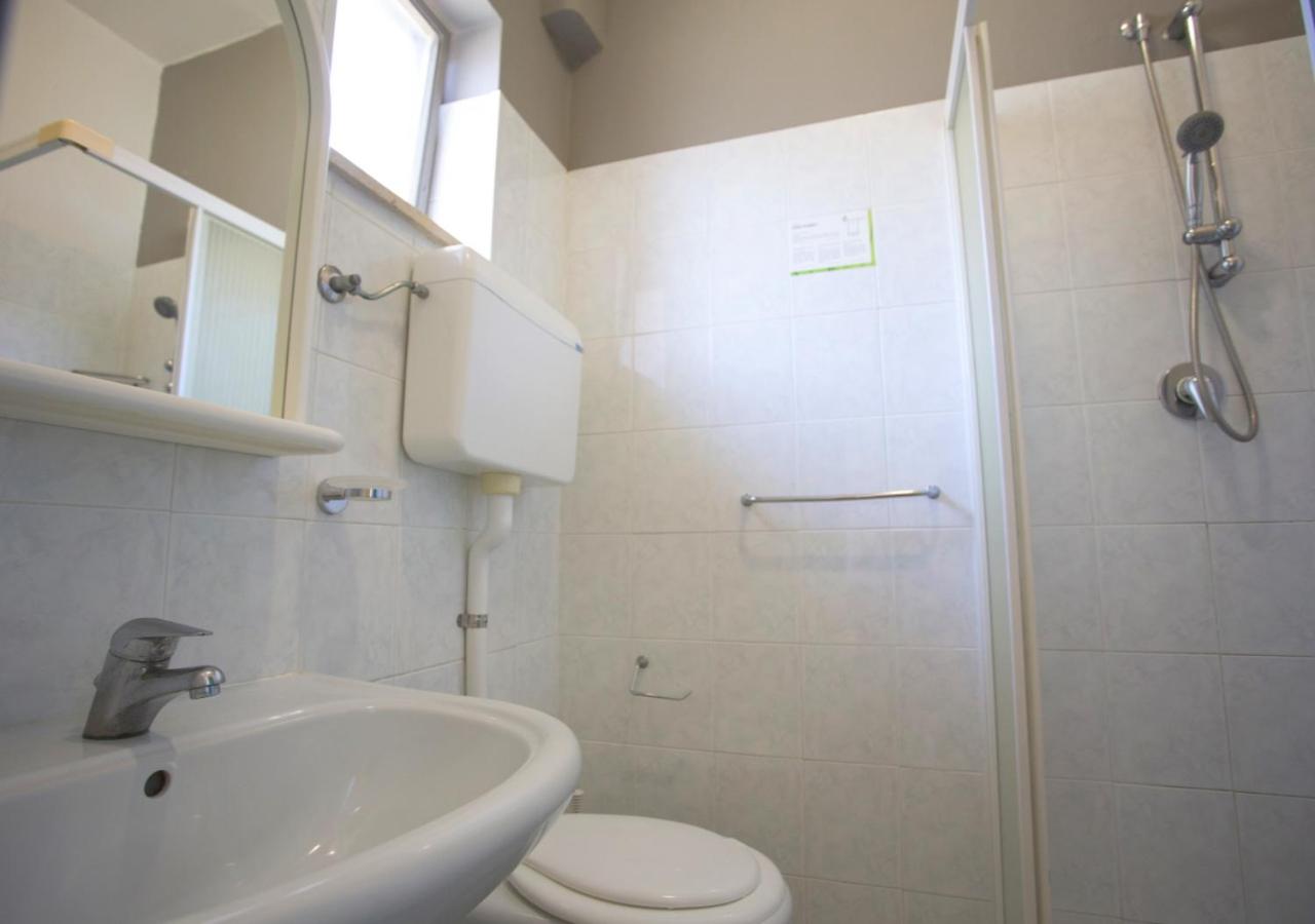 Single Room with Balcony photo 3
