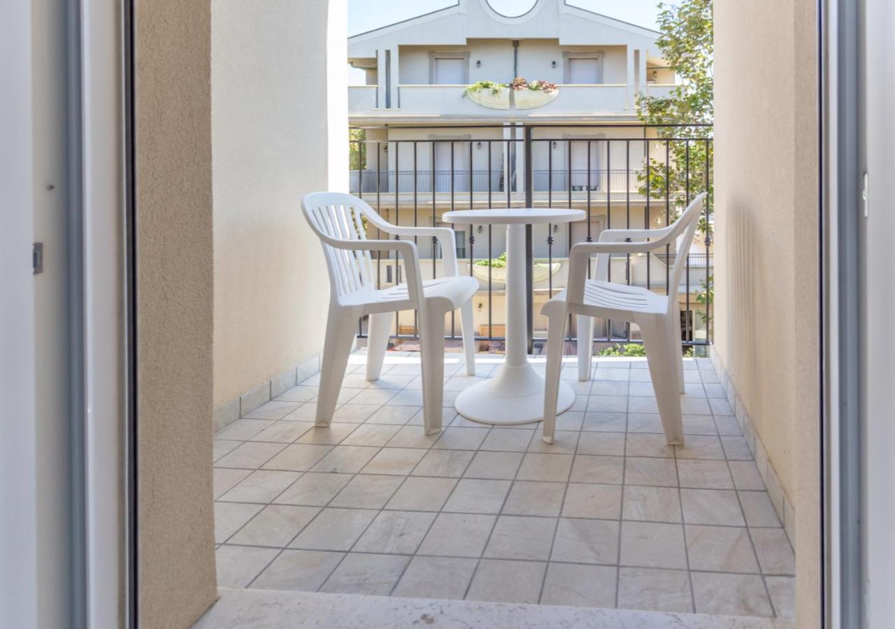 Double Room with Balcony photo 1