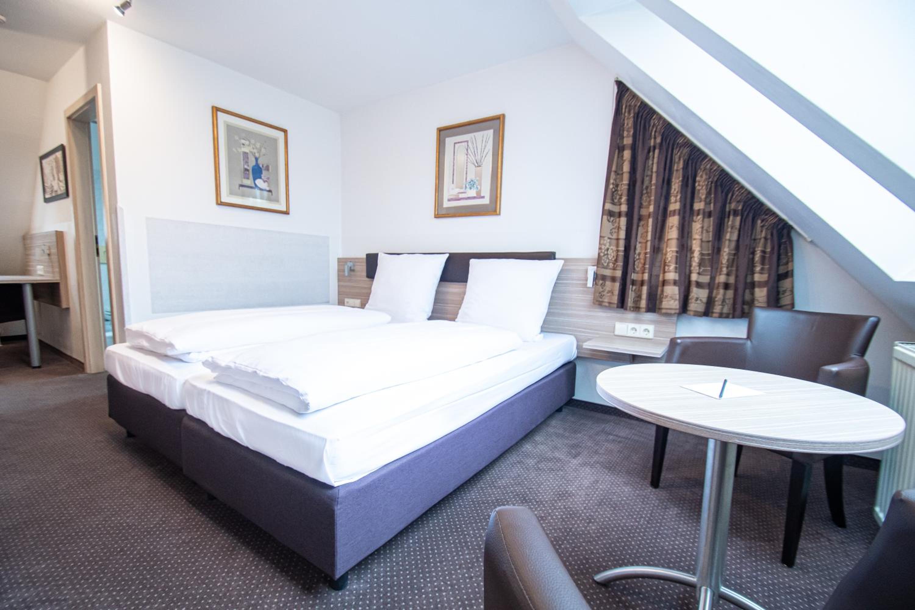 Triple Room - Photo 1