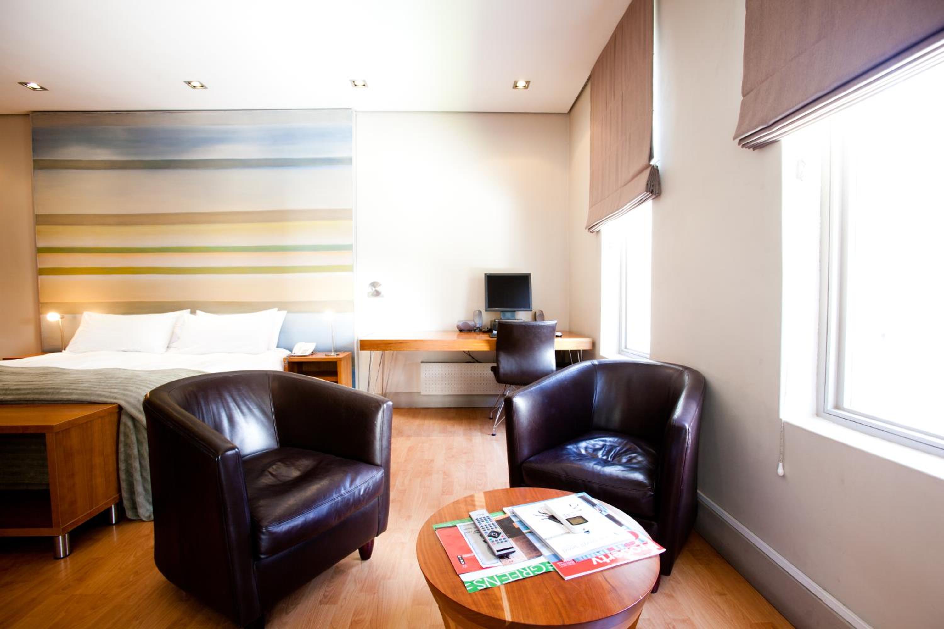 Standard Double or Twin Room photo 1