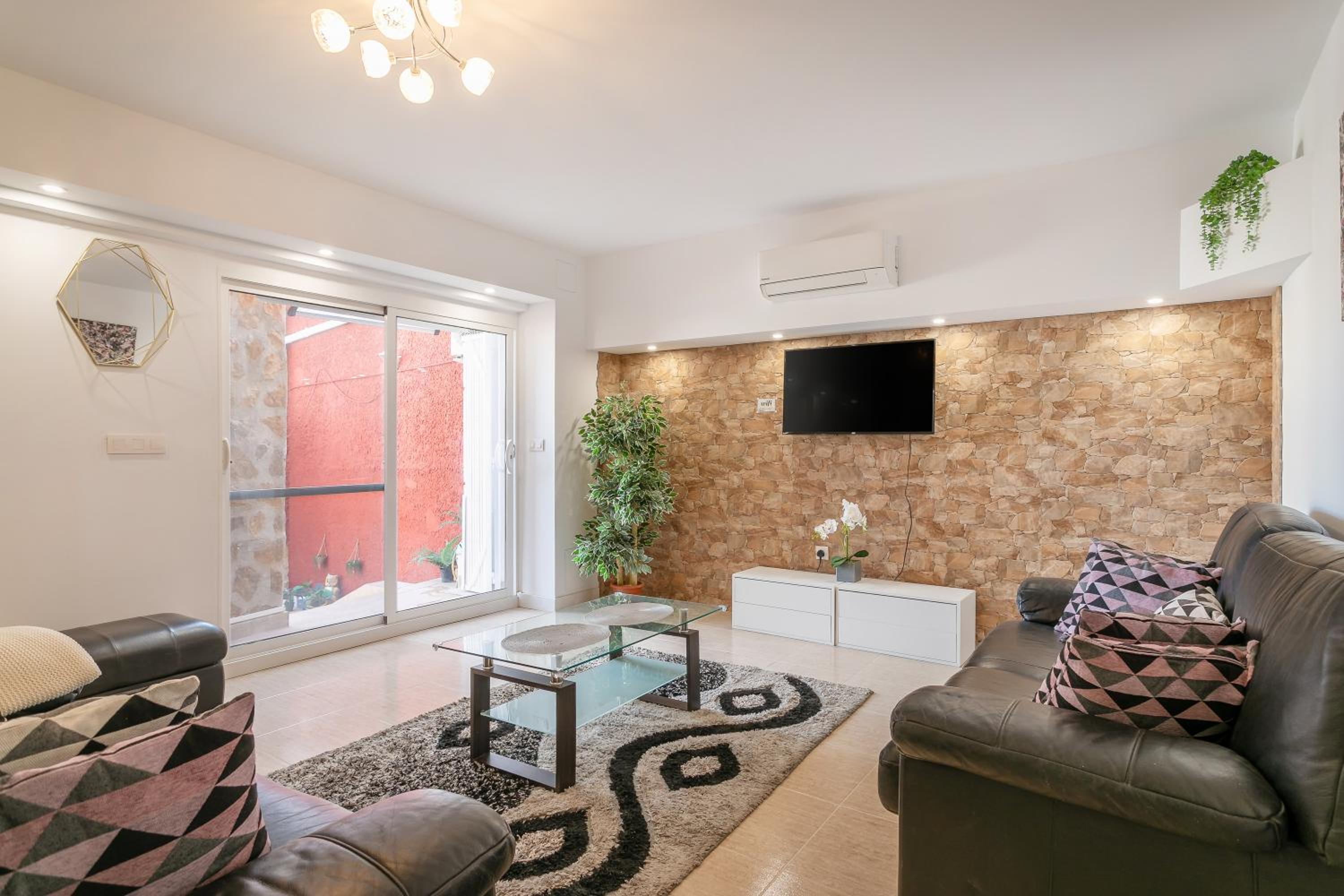 Casa de Seis Habitaciones