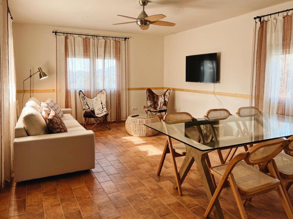 Villa de Tres Habitaciones