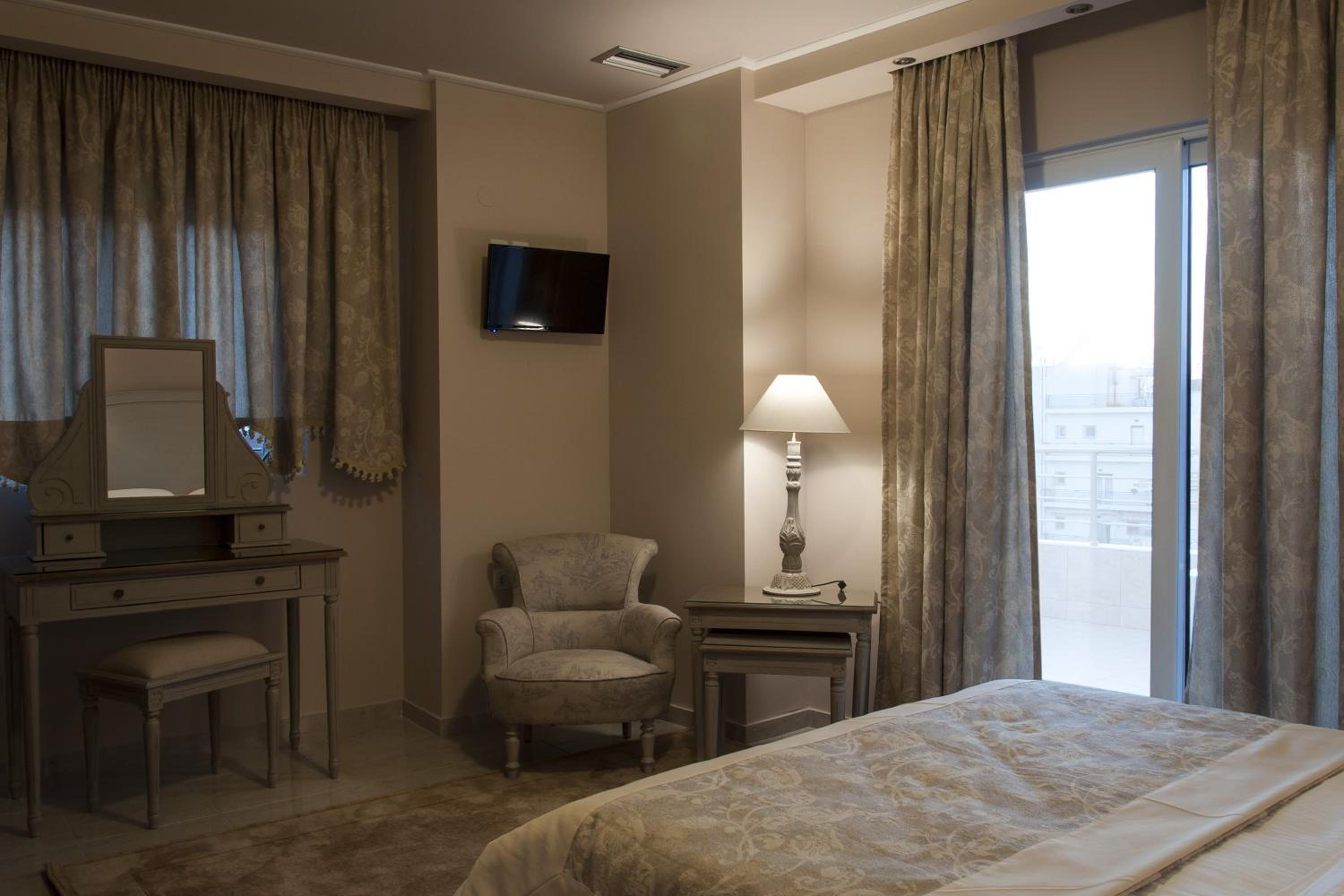 Superior Double Room - Photo 3