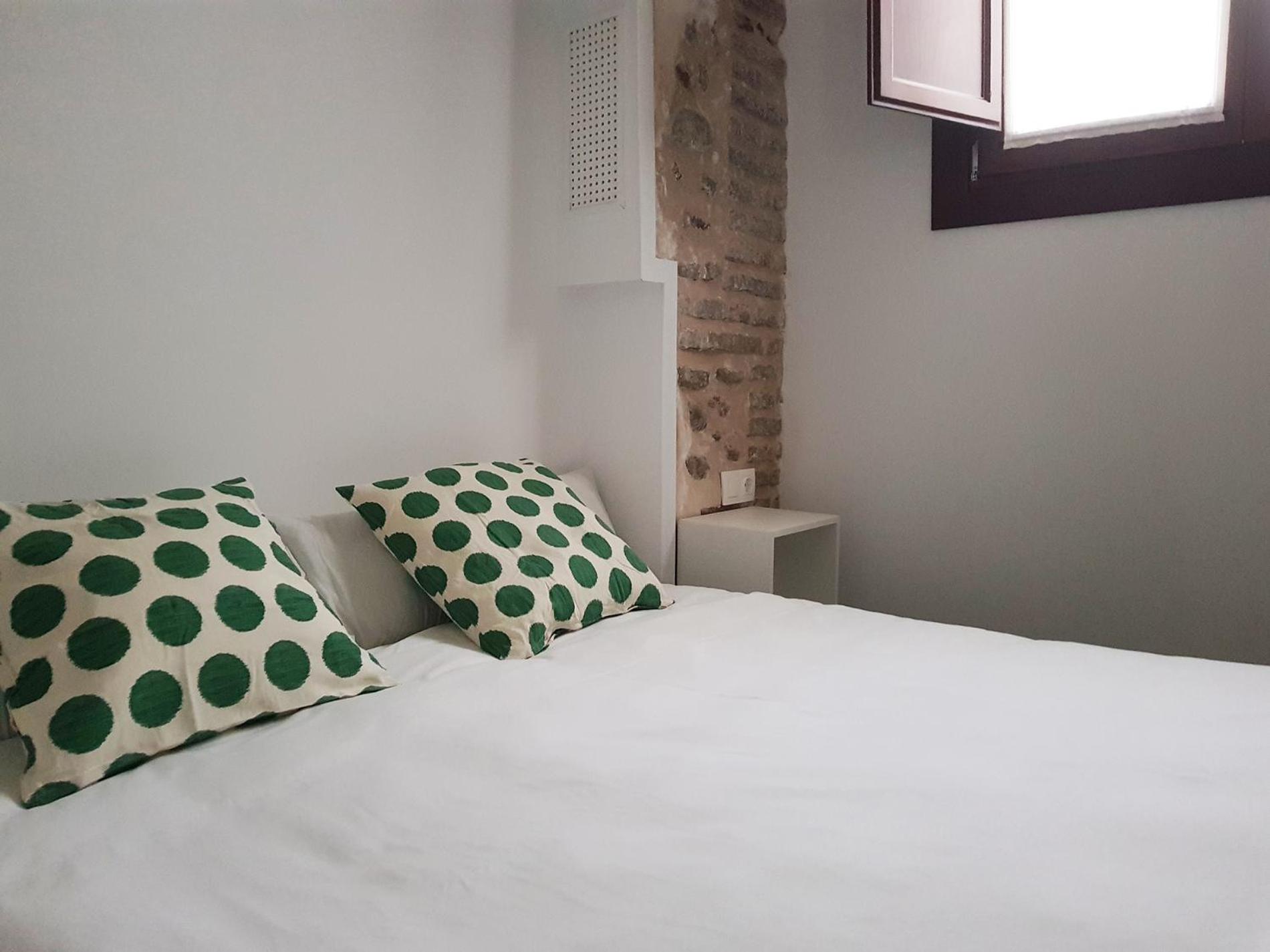One-Bedroom Apartment - Photo 43
