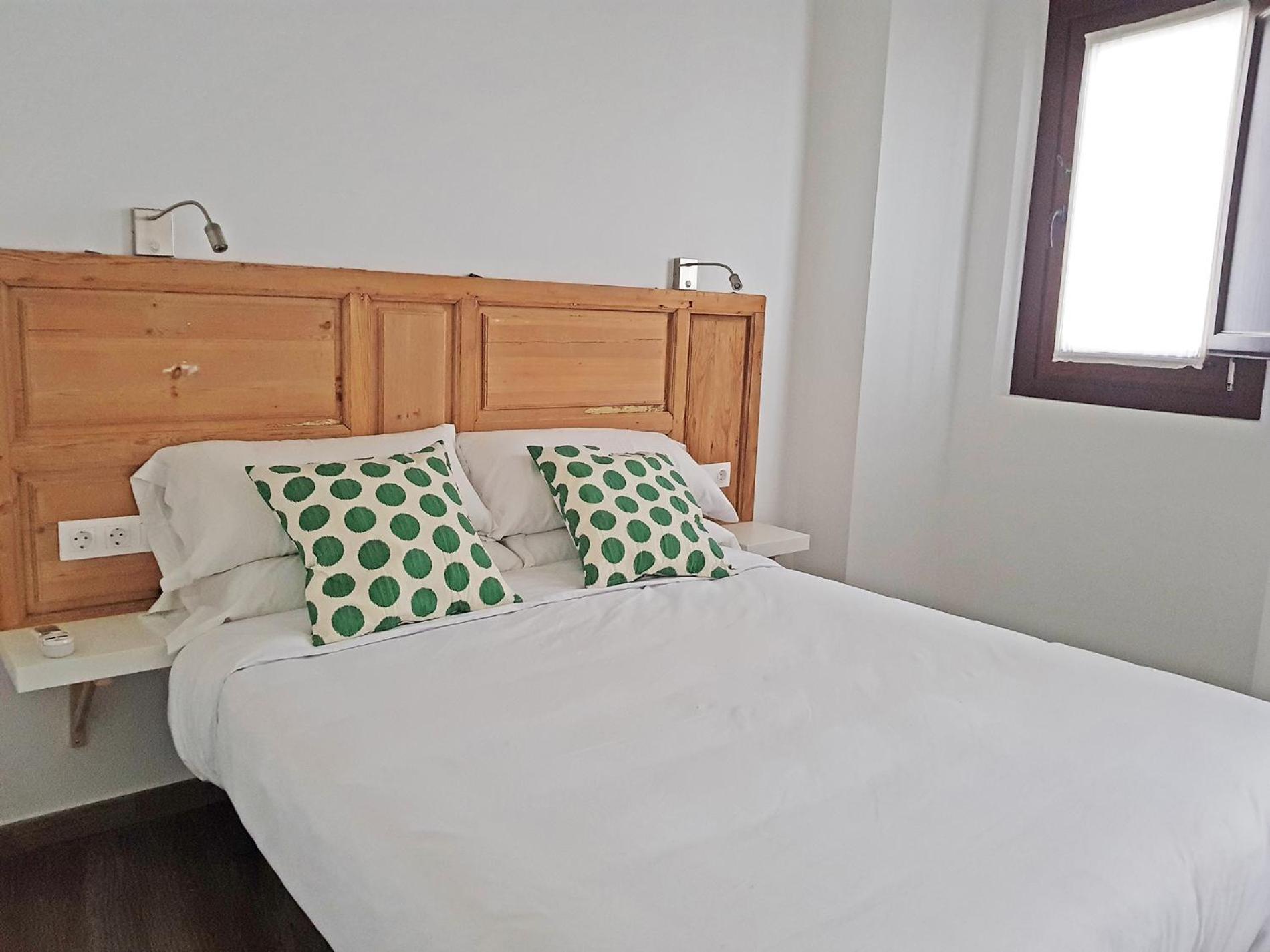One-Bedroom Apartment - Photo 35