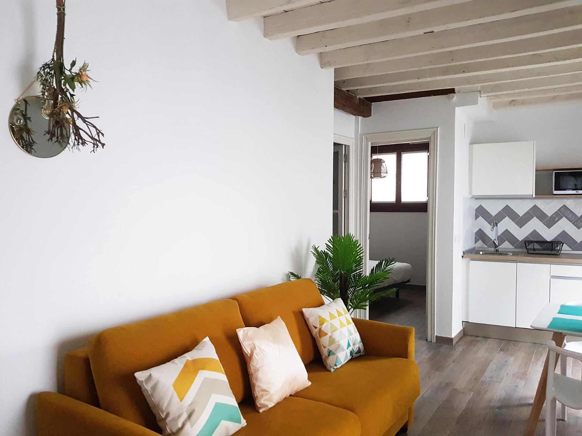 One-Bedroom Apartment - Photo 29