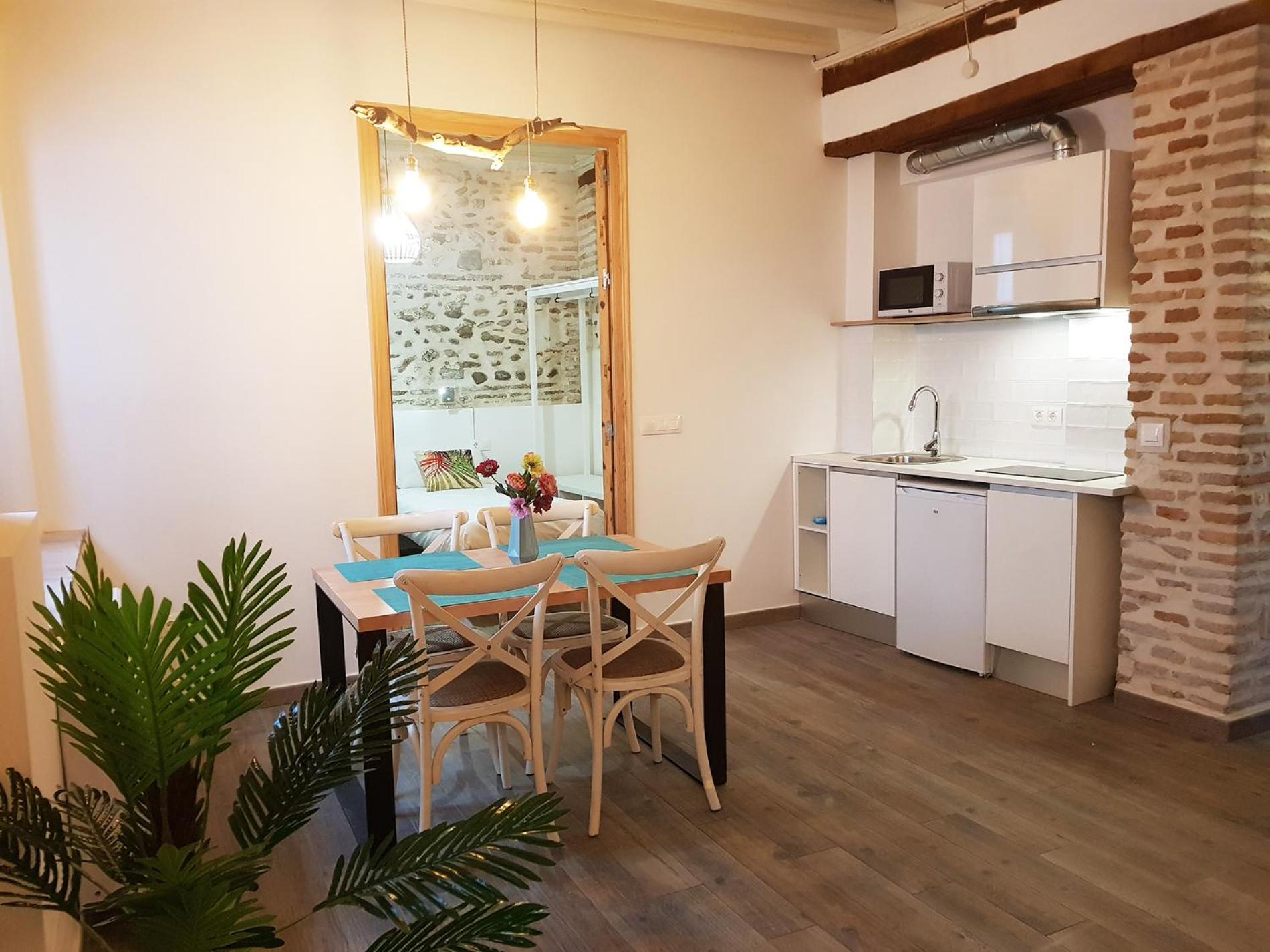One-Bedroom Apartment - Photo 13
