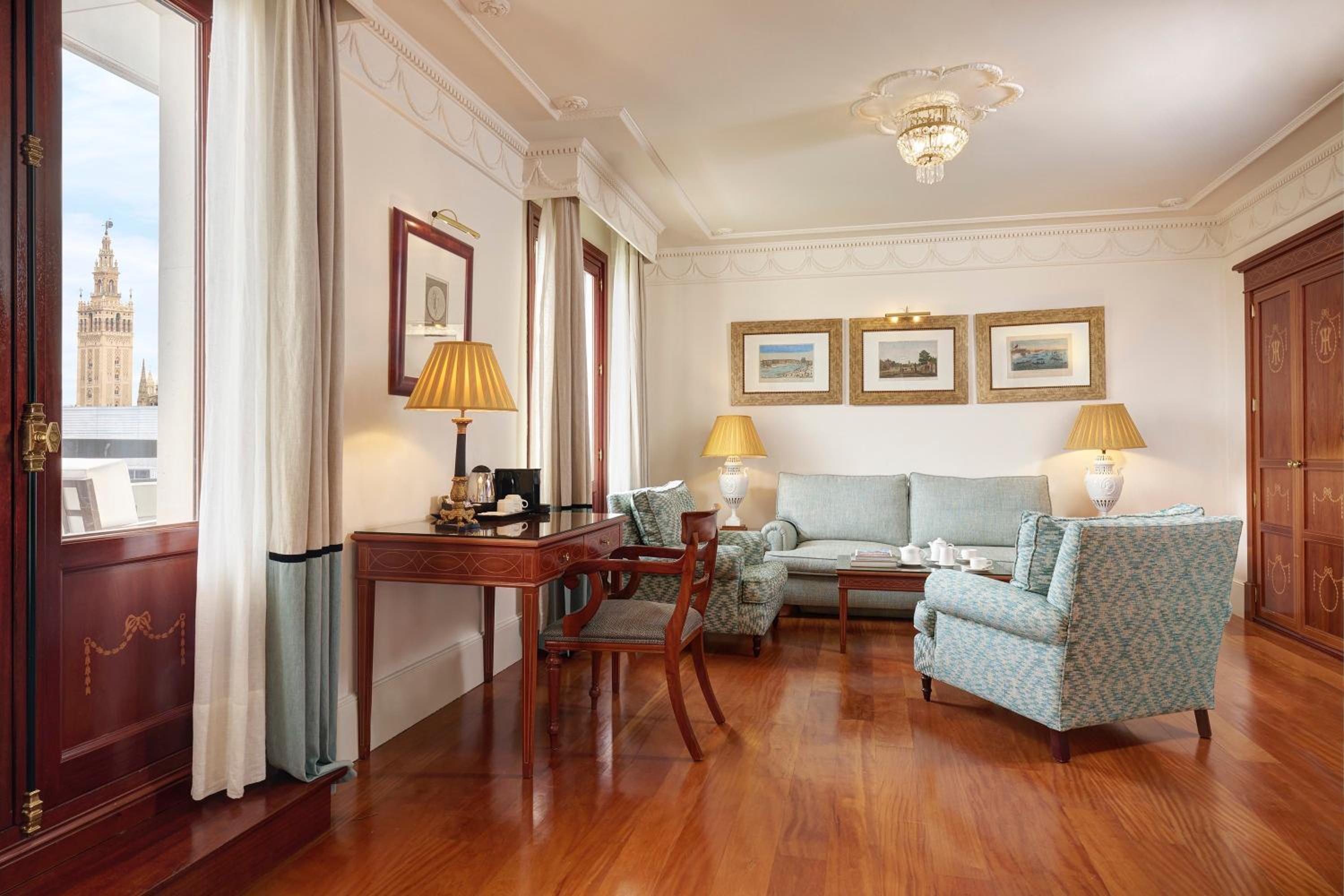 Deluxe Triple Room With Terrace