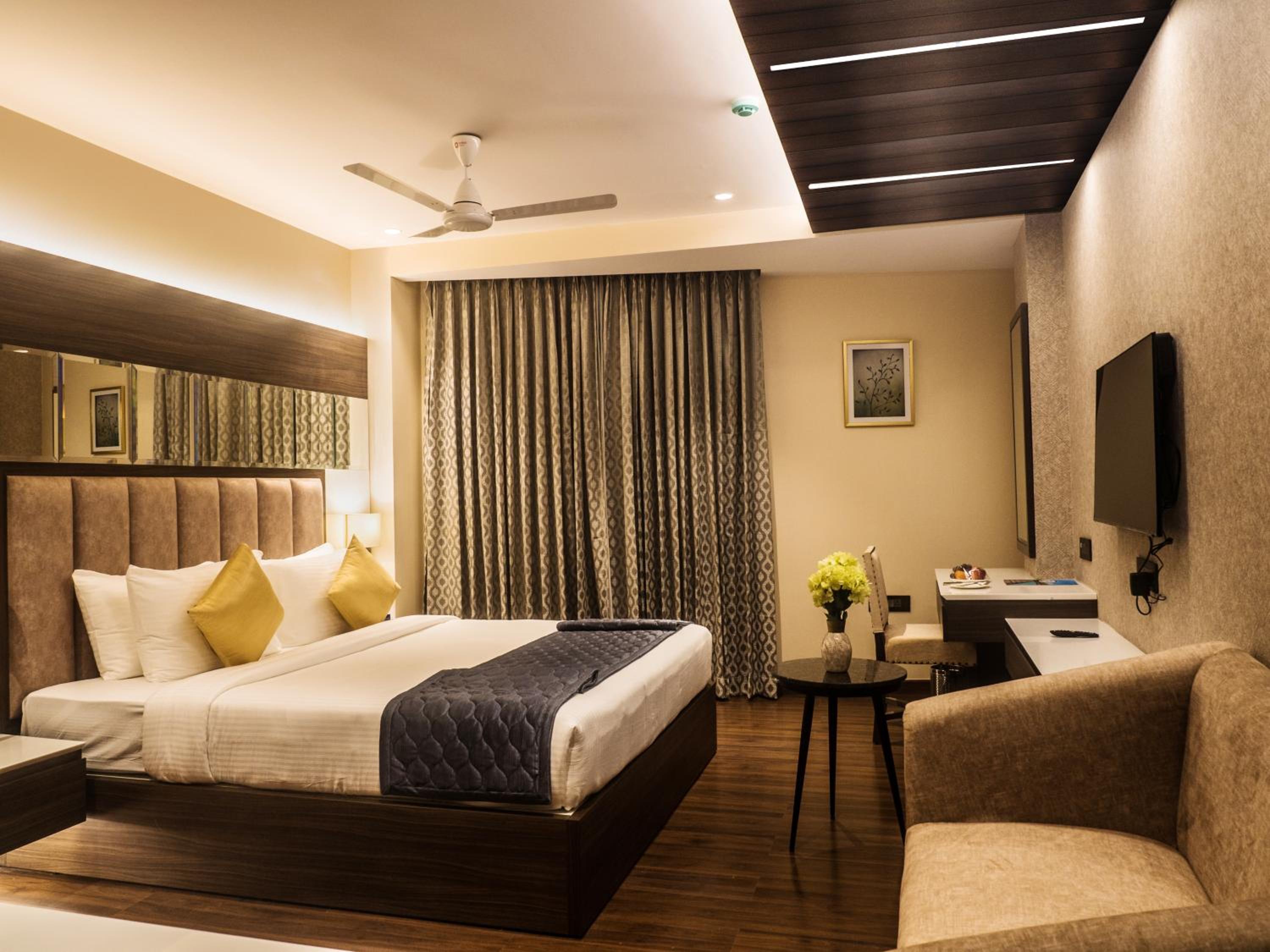 Large Double Room photo 2